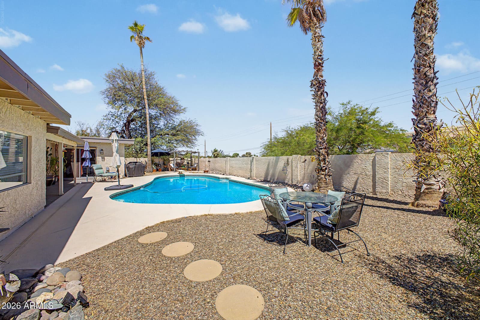 1132 E VILLAGE CIRCLE Drive, Phoenix, AZ 85022 — photo 38 of 46