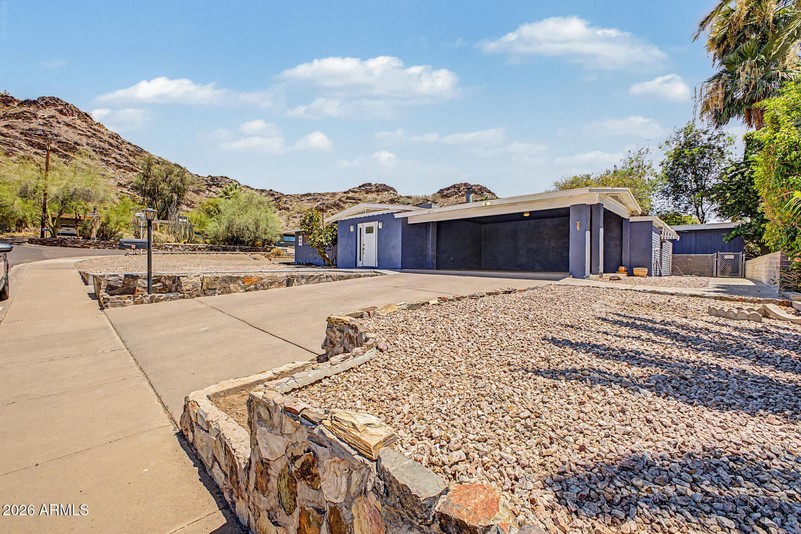 1341 E ORCHID Lane, Phoenix, AZ 85020 — photo 3 of 41