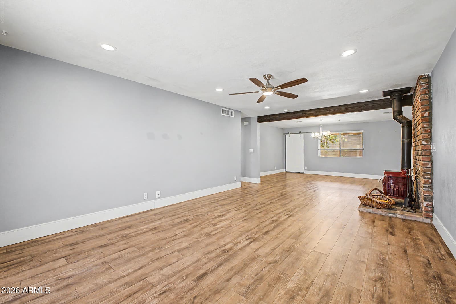 1341 E ORCHID Lane, Phoenix, AZ 85020 — photo 11 of 41