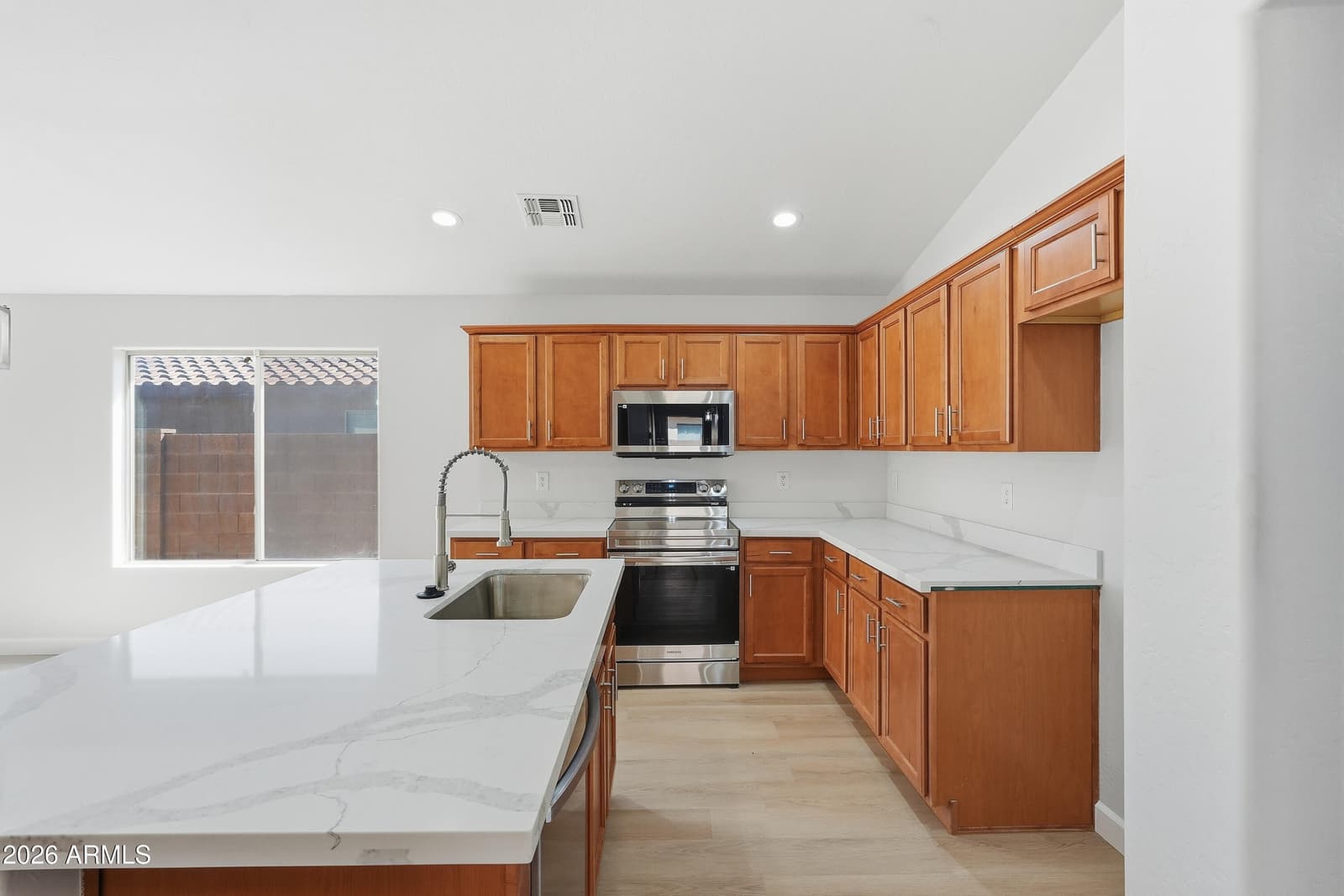 35465 N BELGIAN BLUE Court, San Tan Valley, AZ 85143 — photo 6 of 21