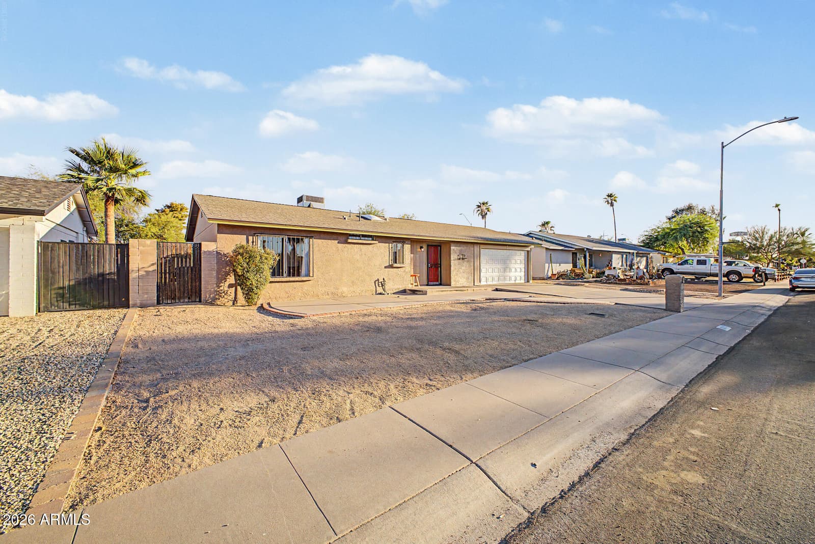 3821 E WETHERSFIELD Road, Phoenix, AZ 85032 — photo 5 of 35