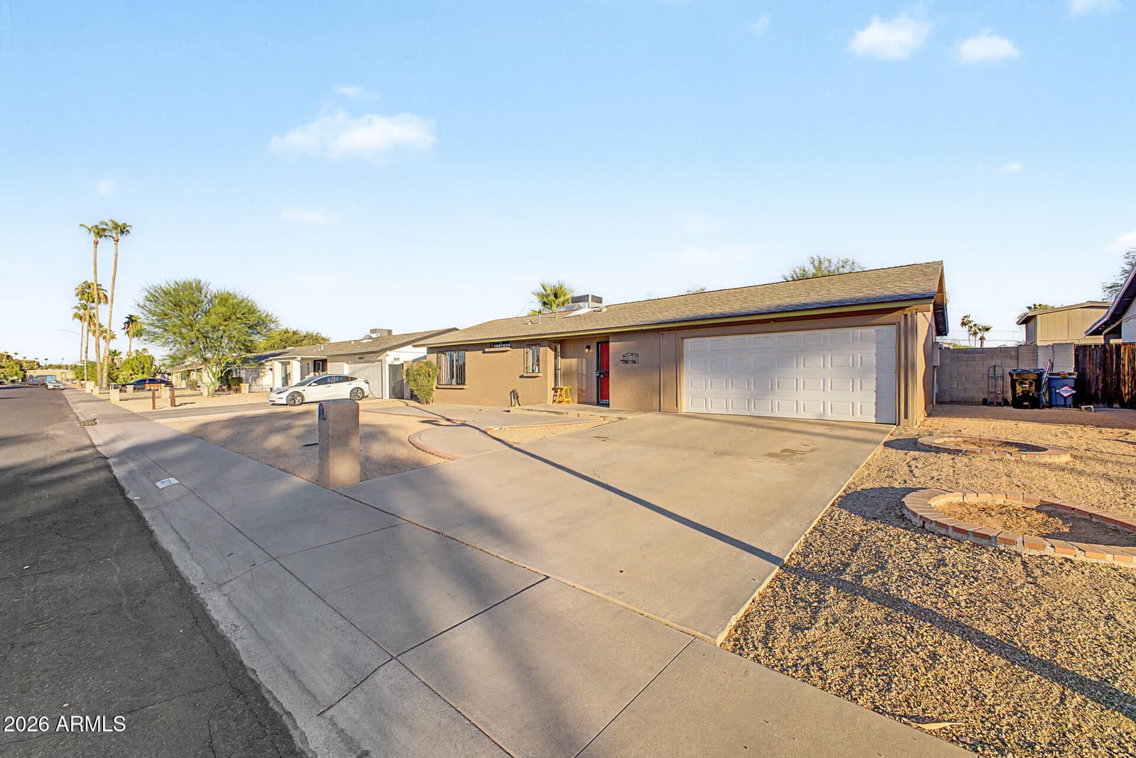 3821 E WETHERSFIELD Road, Phoenix, AZ 85032 — photo 6 of 35