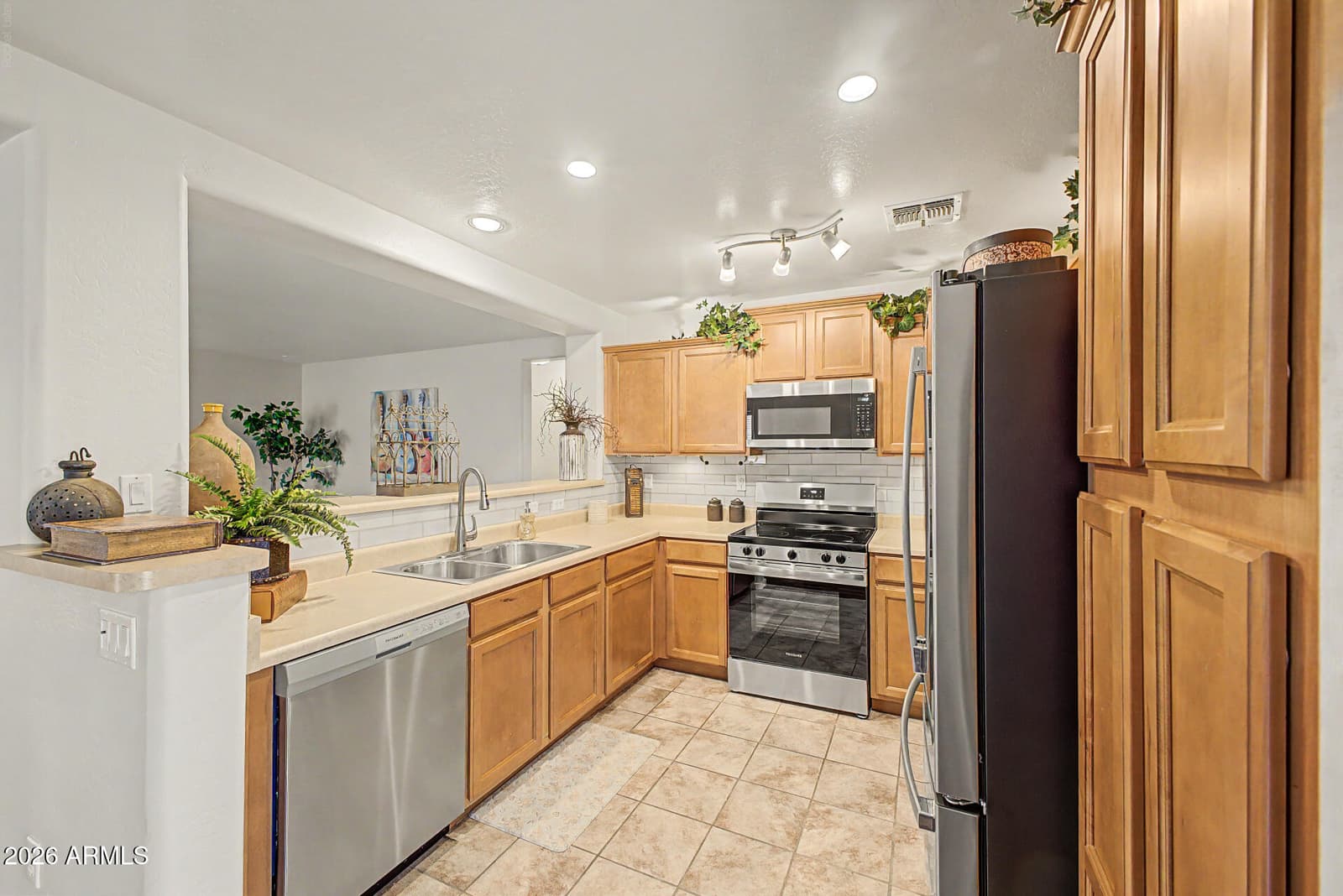 11571 W Purdue Avenue, Youngtown, AZ 85363 — photo 8 of 27