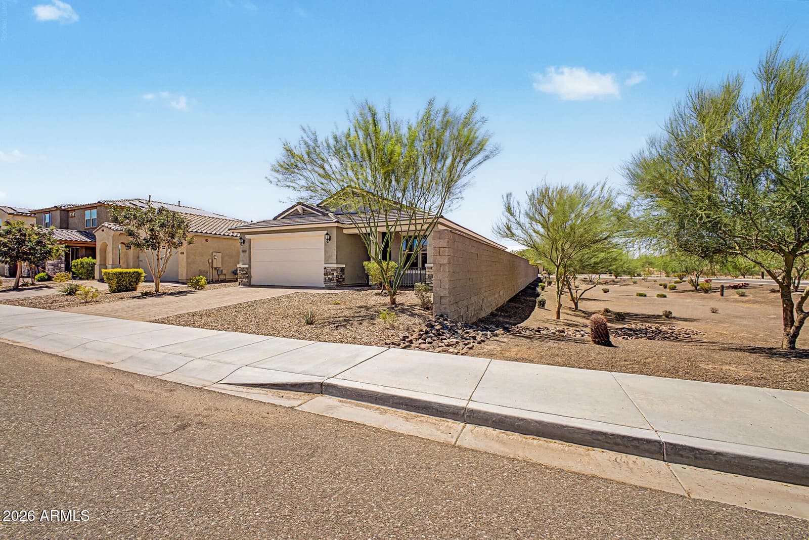 13205 W Claret Cup Road, Peoria, AZ 85383 — photo 4 of 34