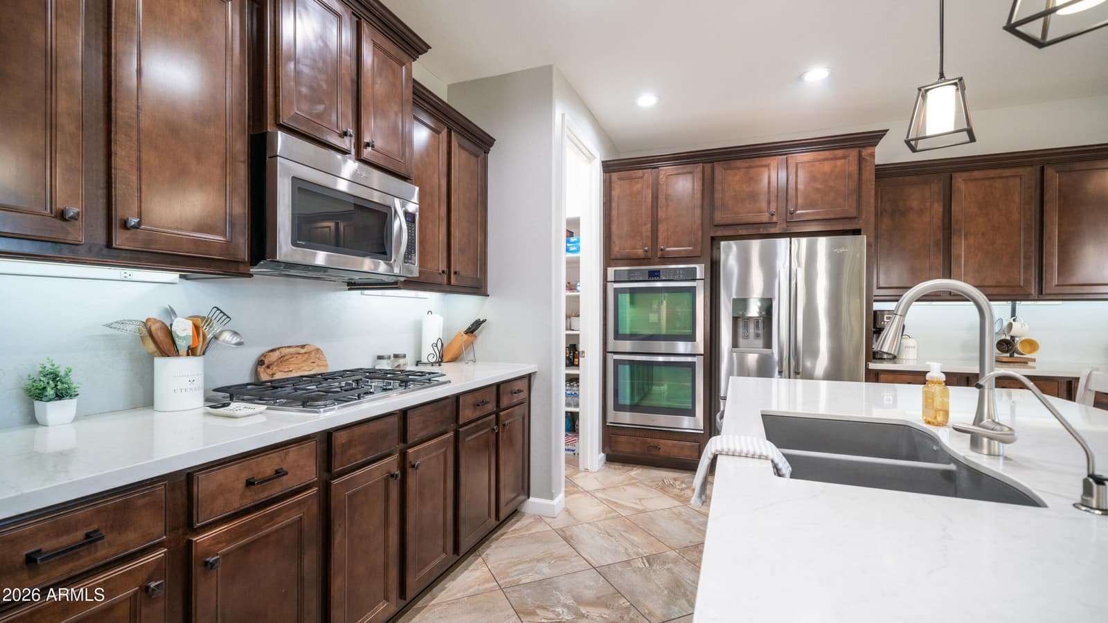 10533 E KINETIC Drive, Mesa, AZ 85212 — photo 22 of 44