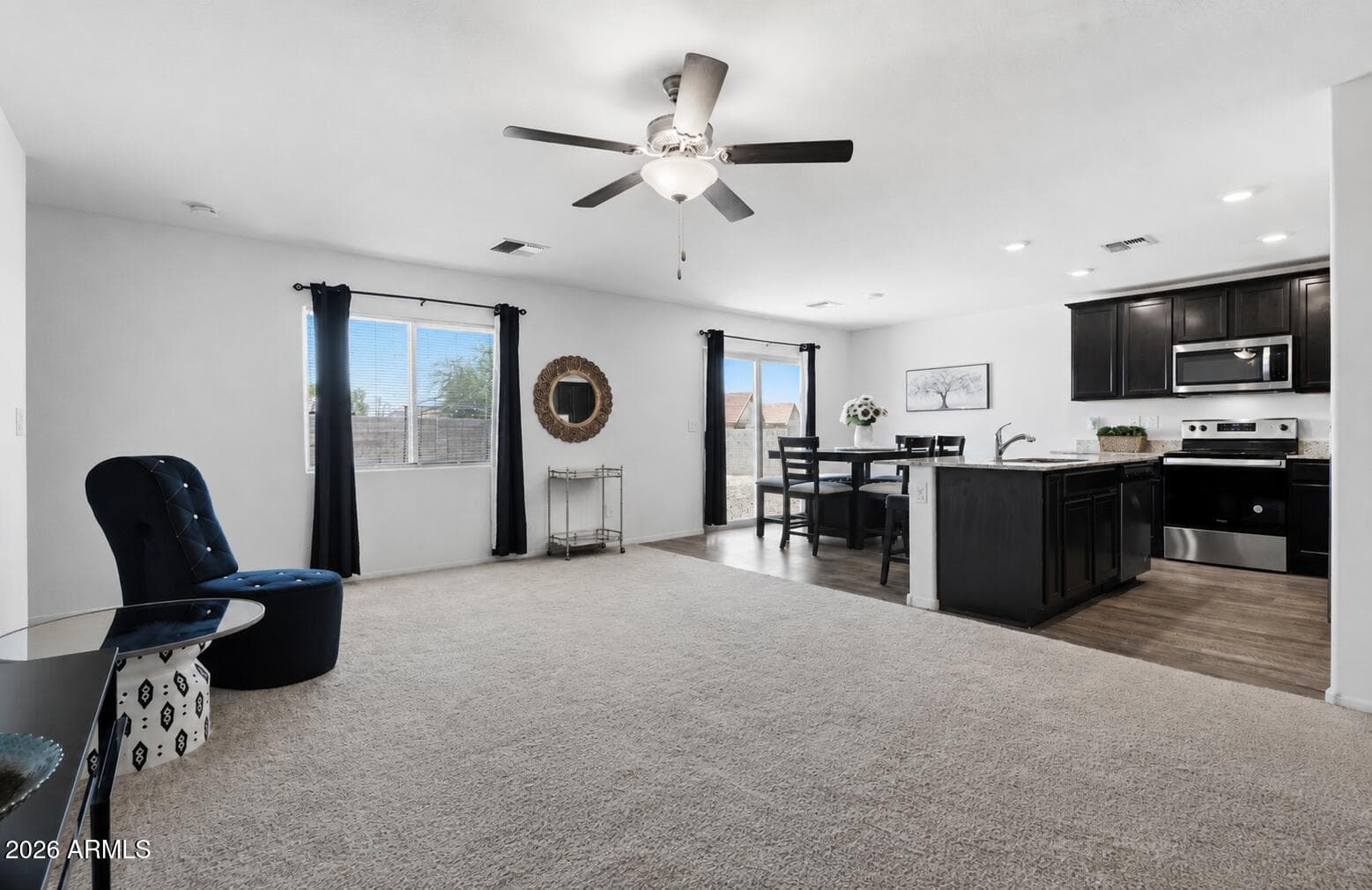 232 S OAK Street, Florence, AZ 85132 — photo 3 of 24