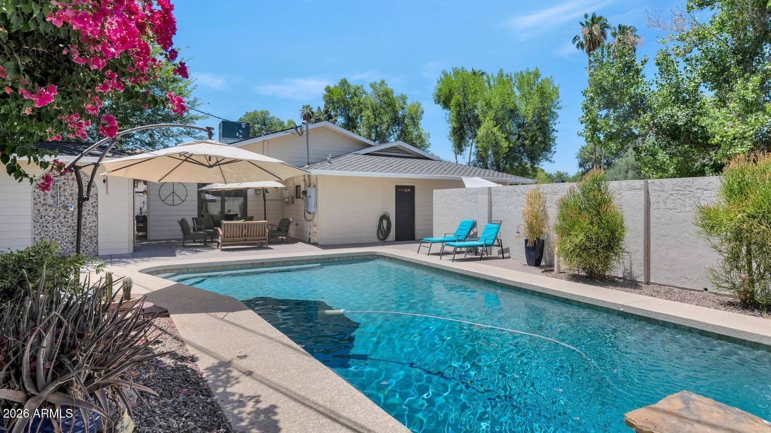 323 W BUTLER Drive, Phoenix, AZ 85021 — photo 34 of 46