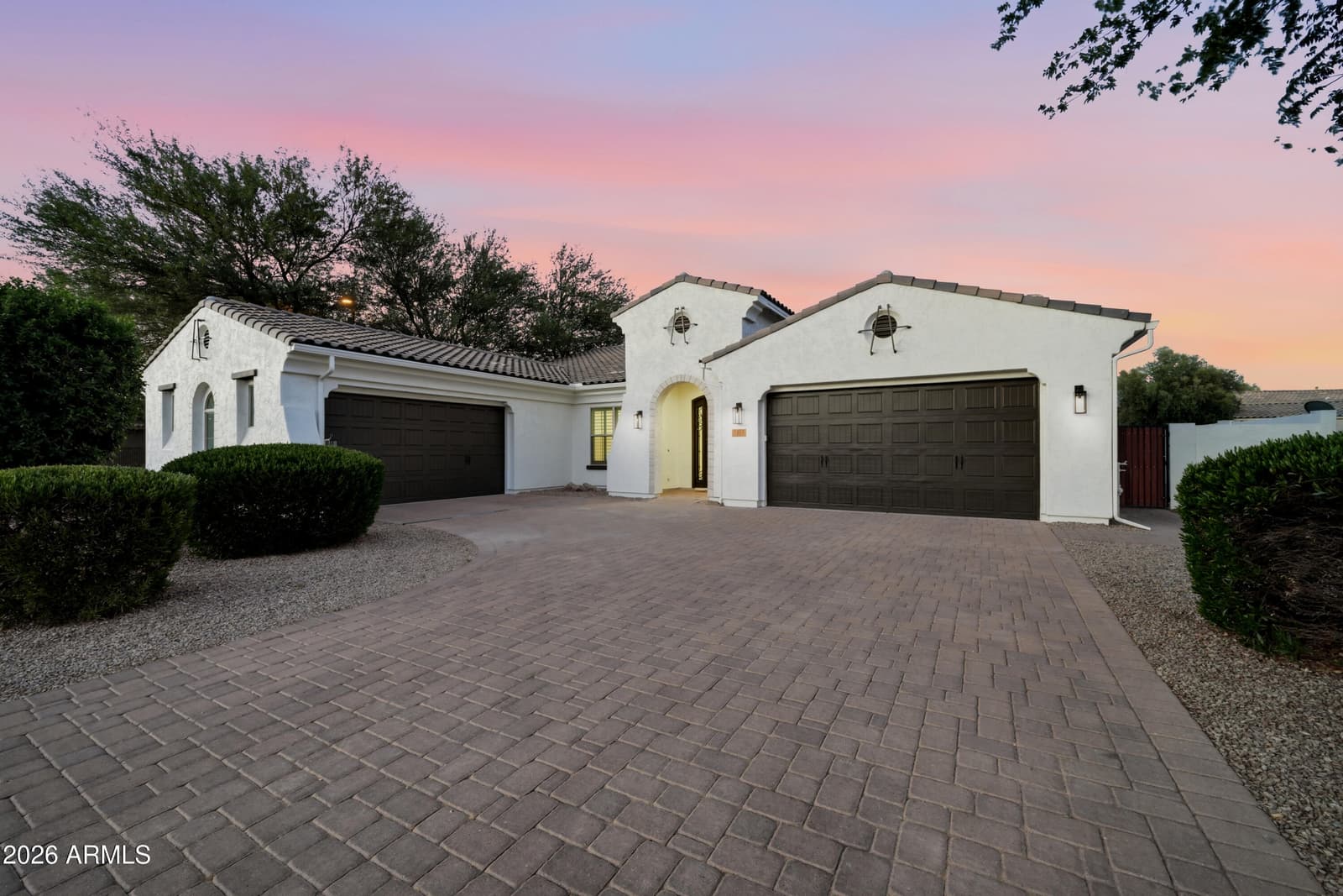 3473 S BUCKSKIN Way, Chandler, AZ 85286 — photo 1 of 40
