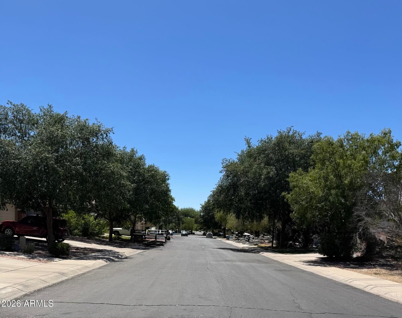 2584 E DEL RIO Court, Gilbert, AZ 85295 — photo 4 of 18