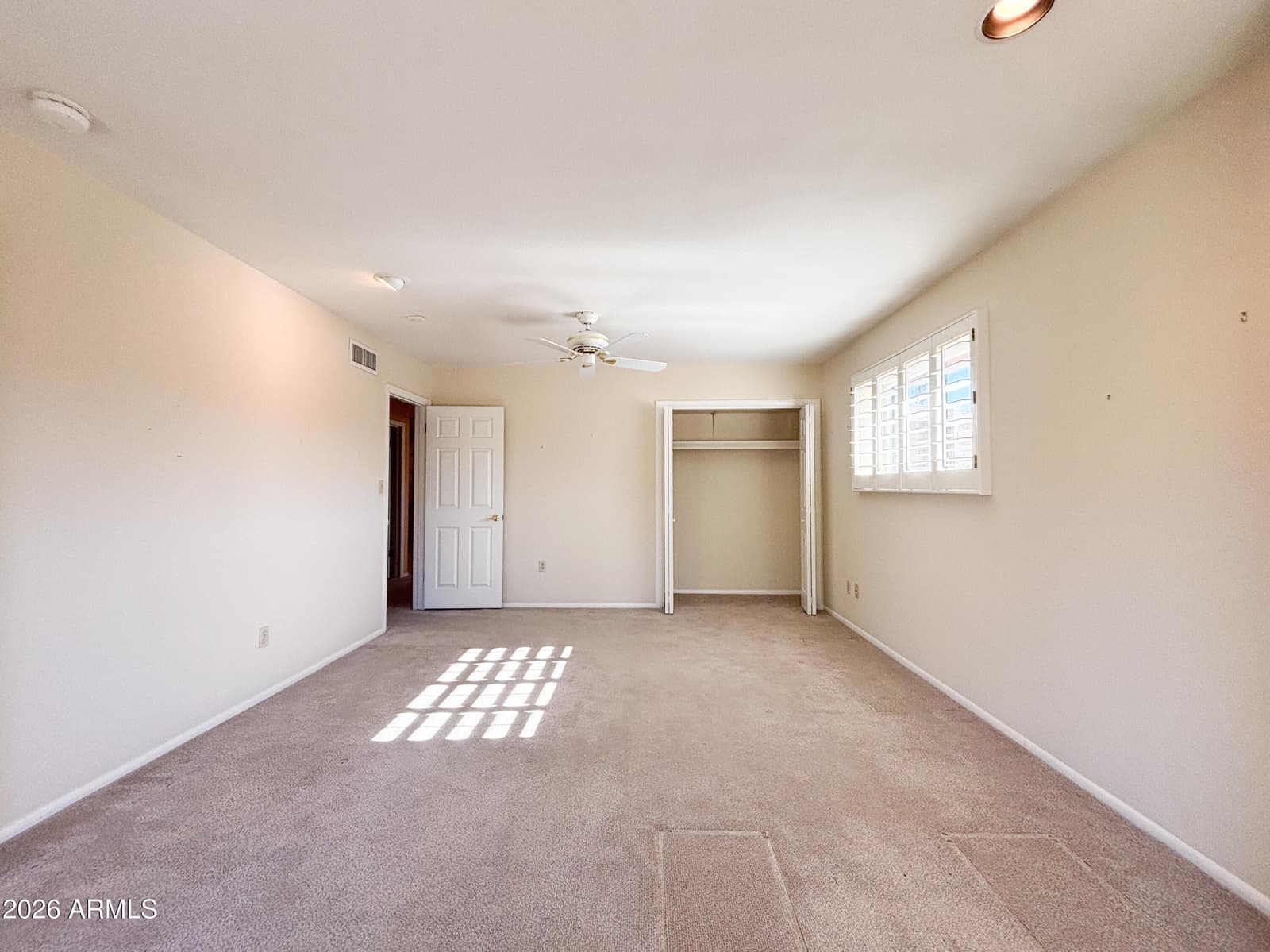 6402 E FANFOL Drive, Paradise Valley, AZ 85253 — photo 15 of 40