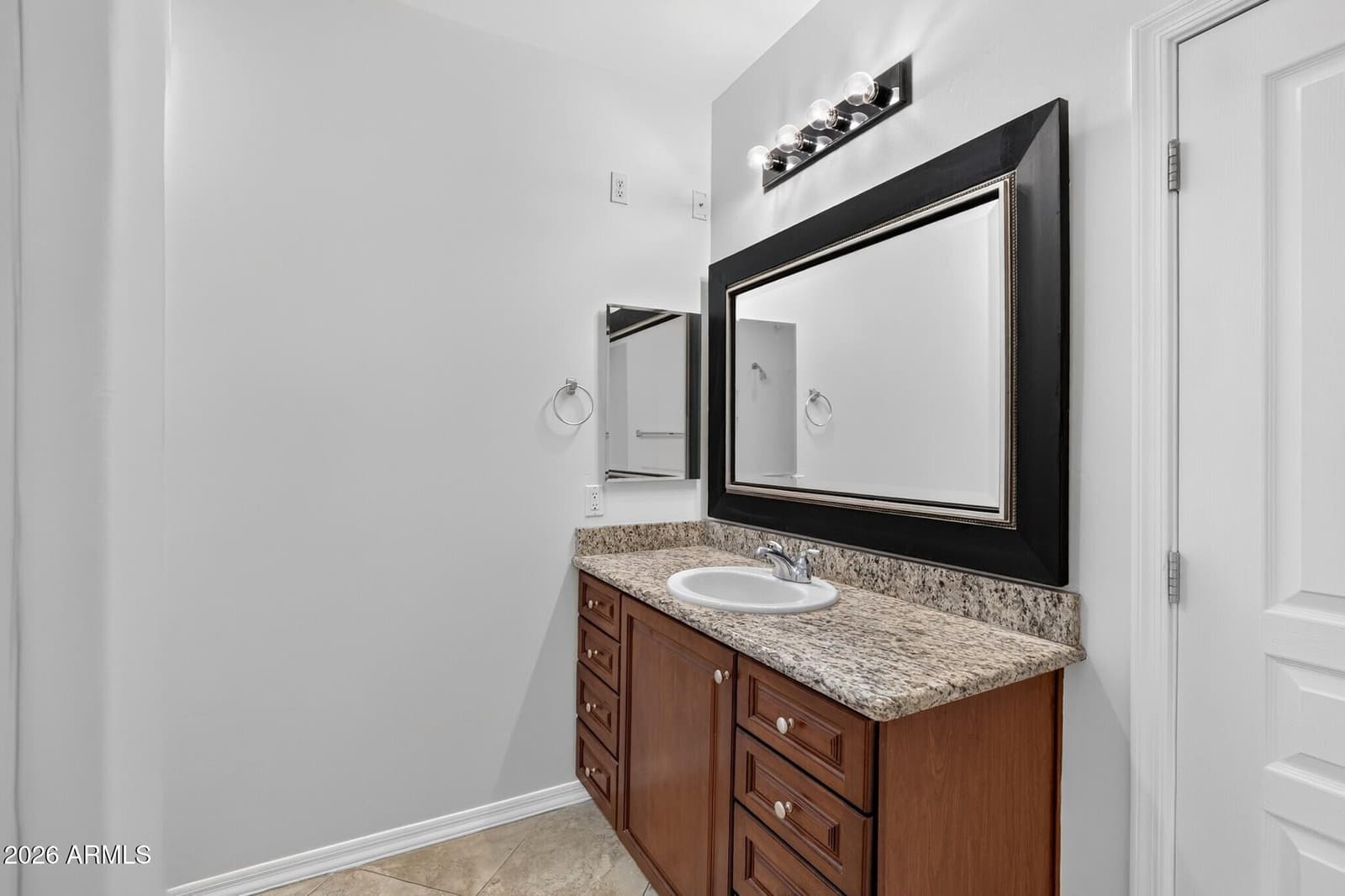 20660 N 40TH Street 2179, Phoenix, AZ 85050 — photo 27 of 37