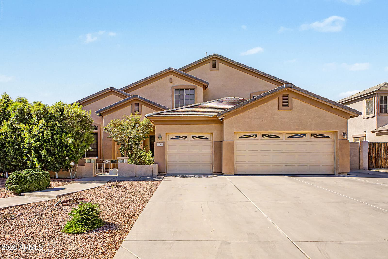 66 E Julian Drive, Gilbert, AZ 85295 — photo 2 of 50