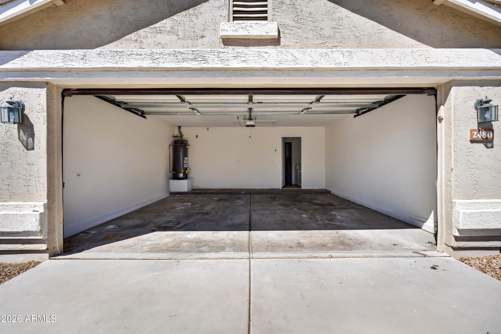 2480 S WALNUT Drive, Chandler, AZ 85286 — photo 13 of 37