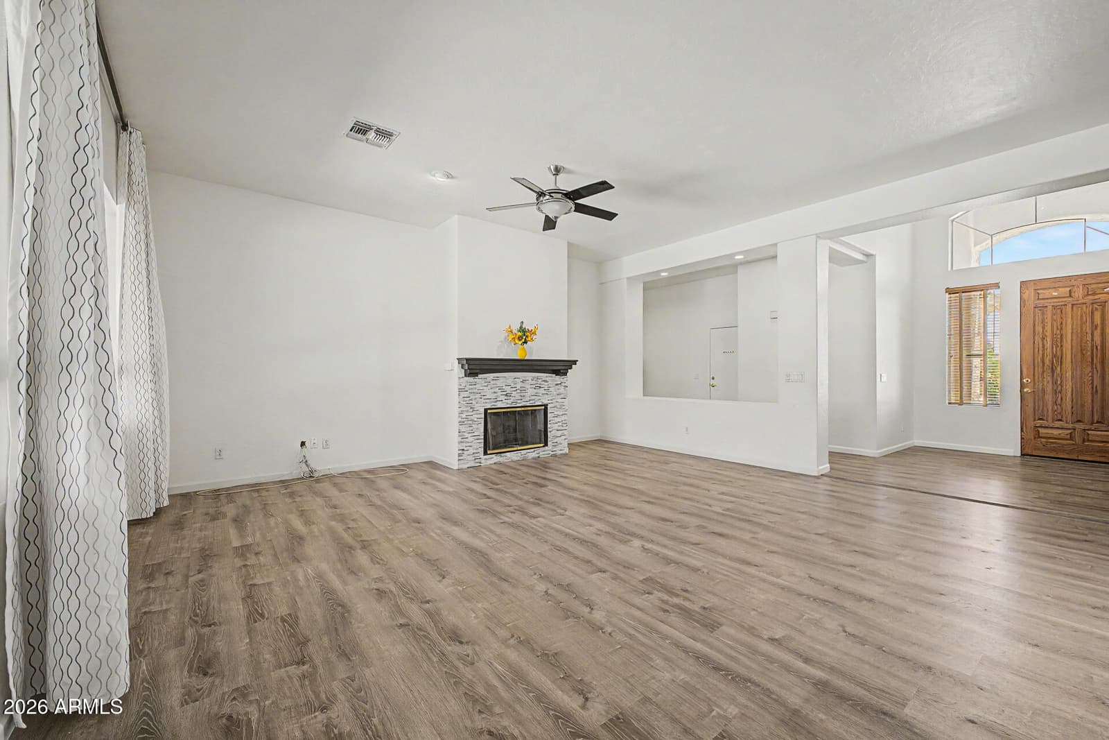 540 N MAMMOTH Way, Chandler, AZ 85225 — photo 6 of 41