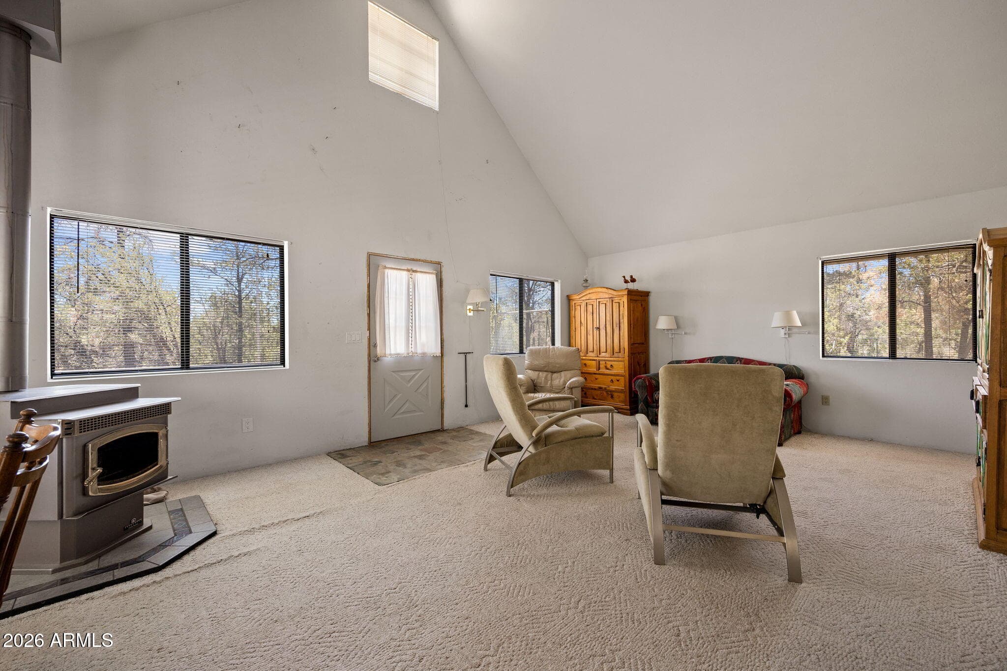 2142 RIMVIEW Trail, Overgaard, AZ 85933 — photo 7 of 39