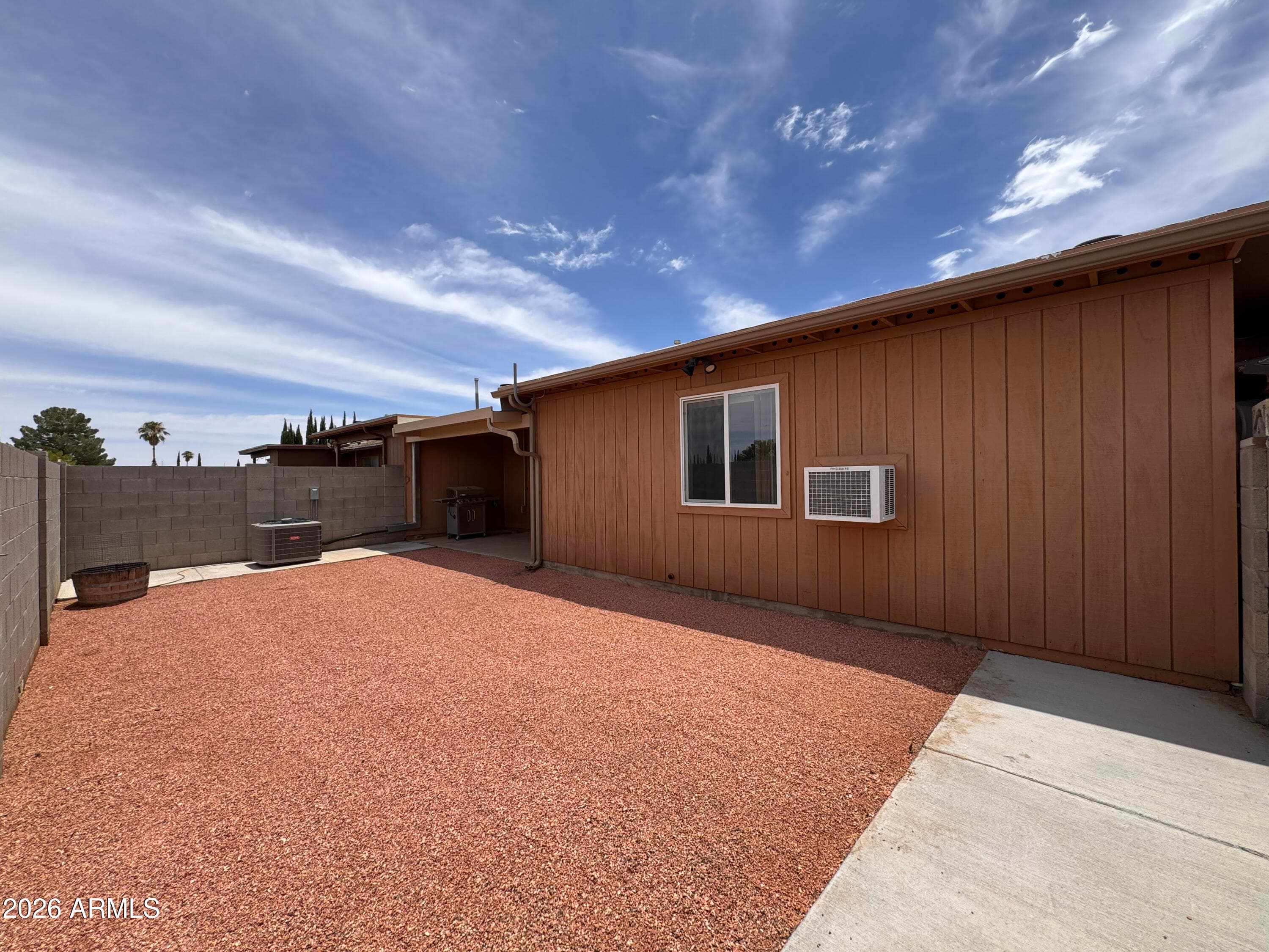 485 E Vía Luna Road, Sierra Vista, AZ 85635 — photo 22 of 25