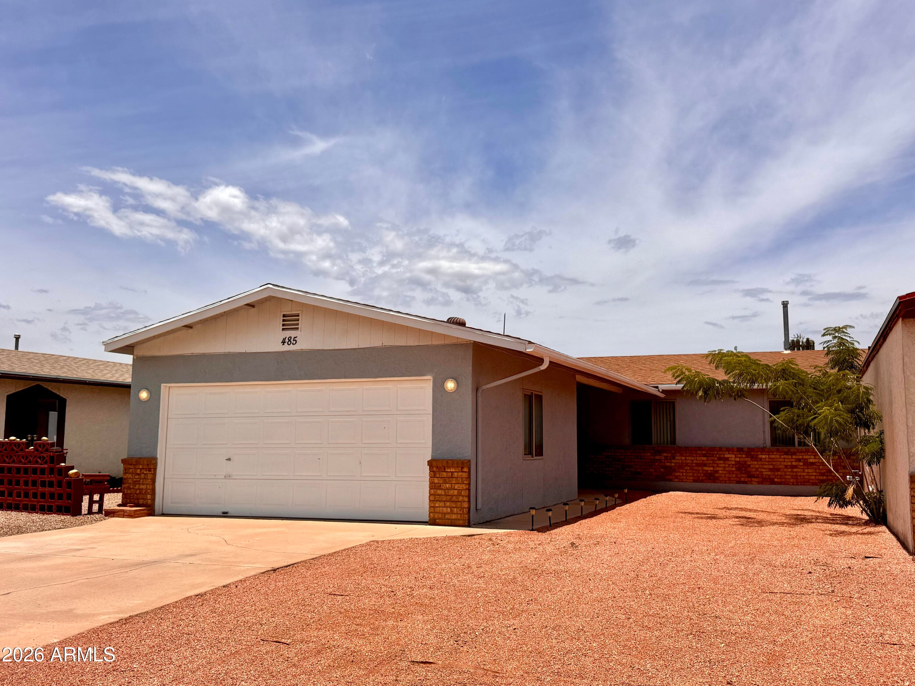 485 E Vía Luna Road, Sierra Vista, AZ 85635 — photo 1 of 25