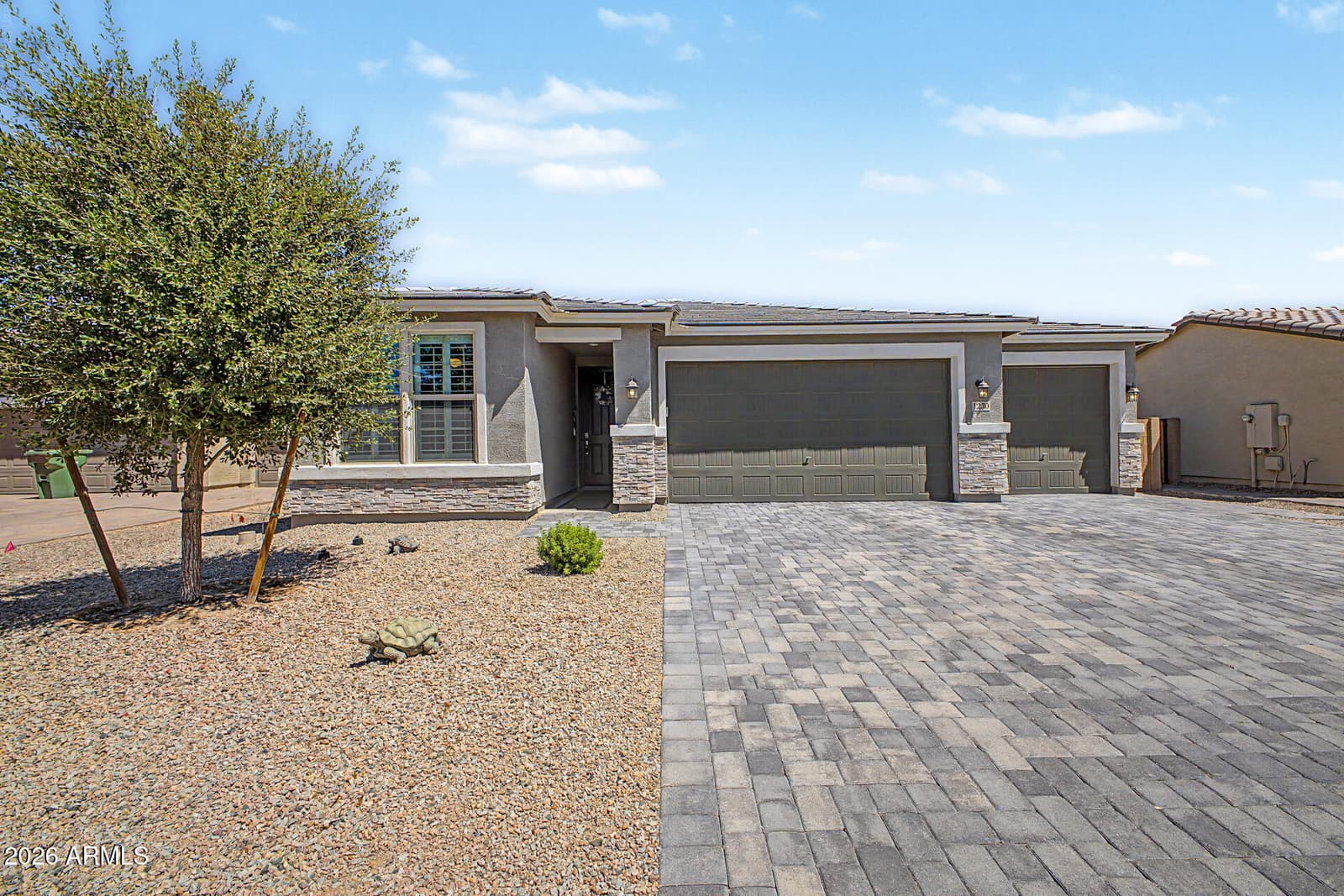 1230 E GABRILLA Drive, Casa Grande, AZ 85122 — photo 2 of 53