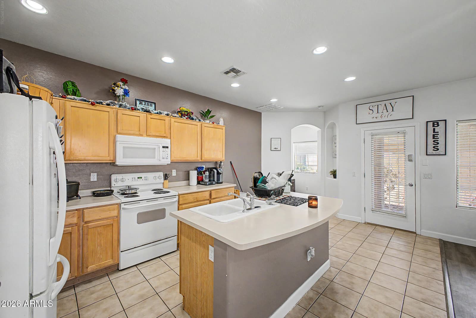44996 W GAVILAN Drive, Maricopa, AZ 85139 — photo 10 of 32