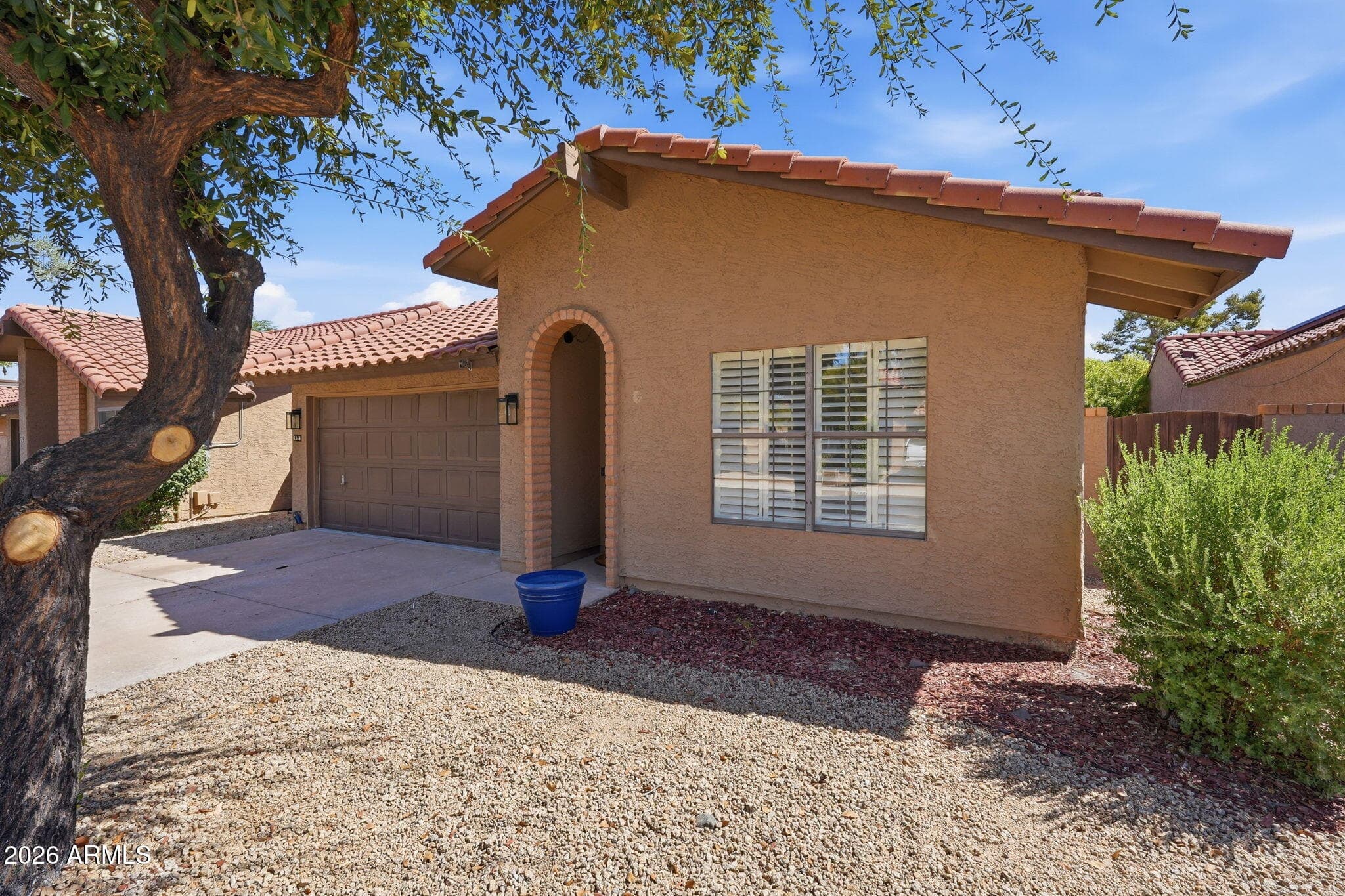 4366 E SANDIA Street, Phoenix, AZ 85044 — photo 2 of 34
