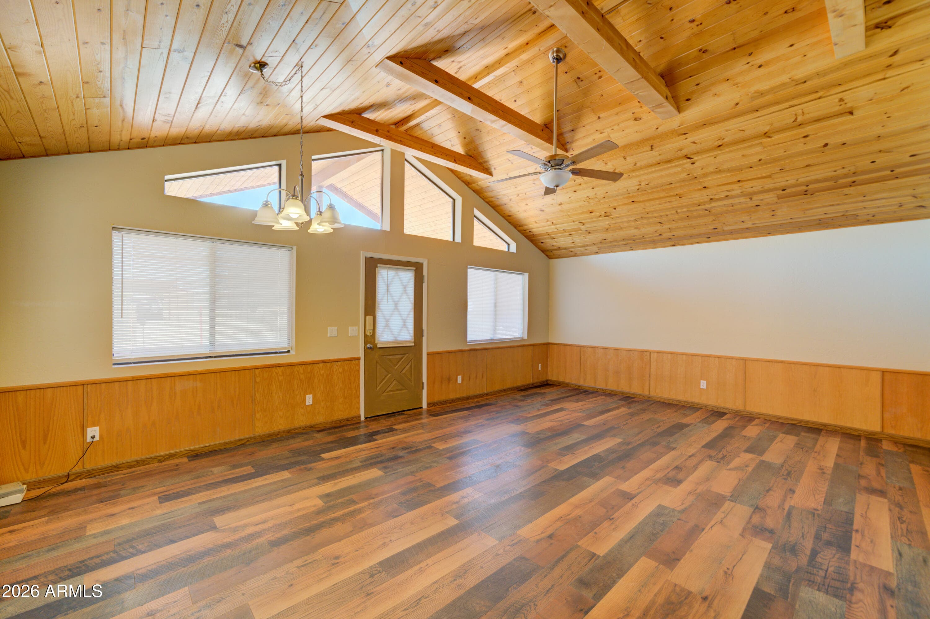 10261 E La Palma Avenue, Gold Canyon, AZ 85118 — photo 11 of 32
