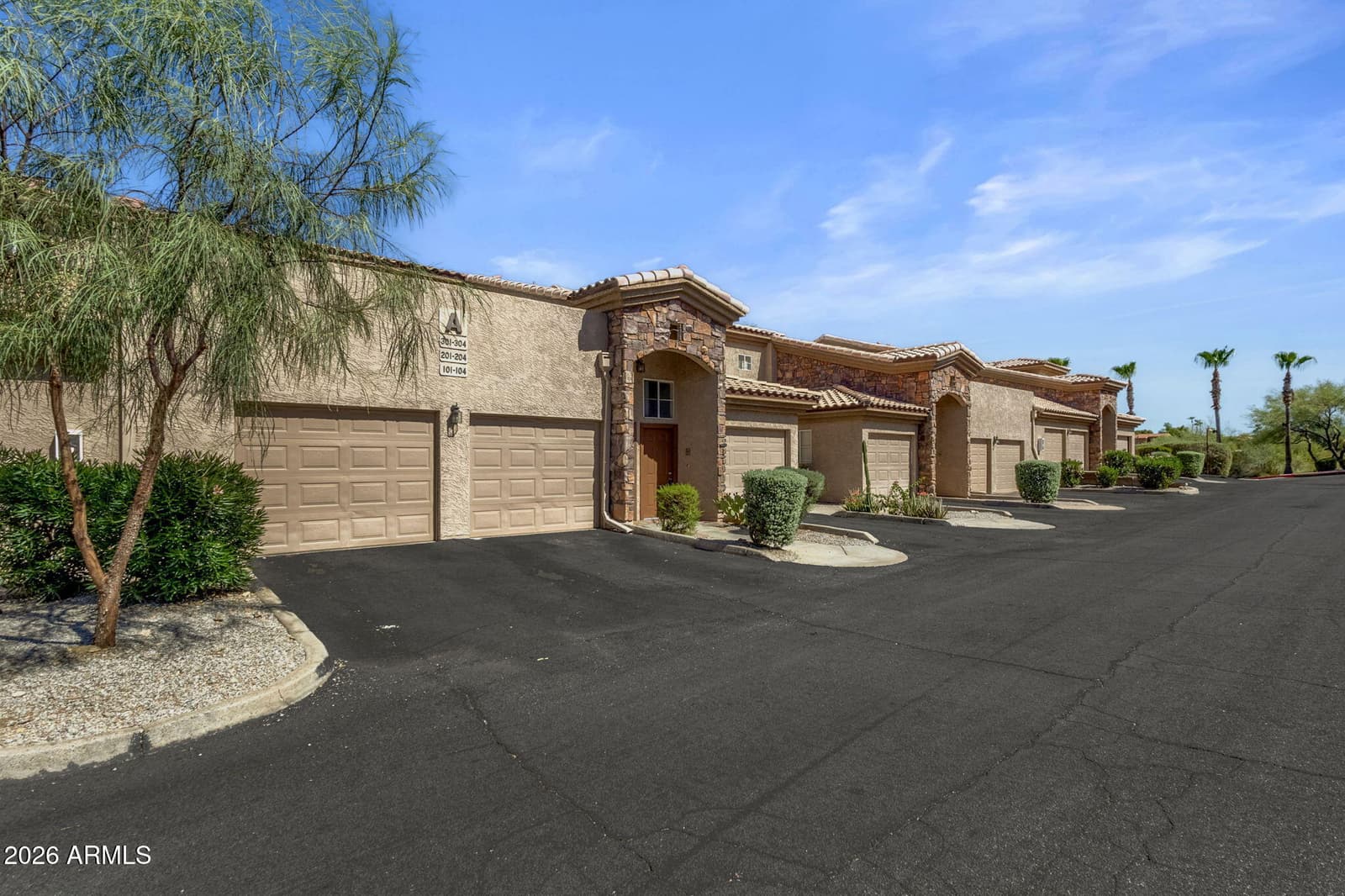 13700 N FOUNTAIN HILLS Boulevard 303, Fountain Hills, AZ 85268 — photo 2 of 31