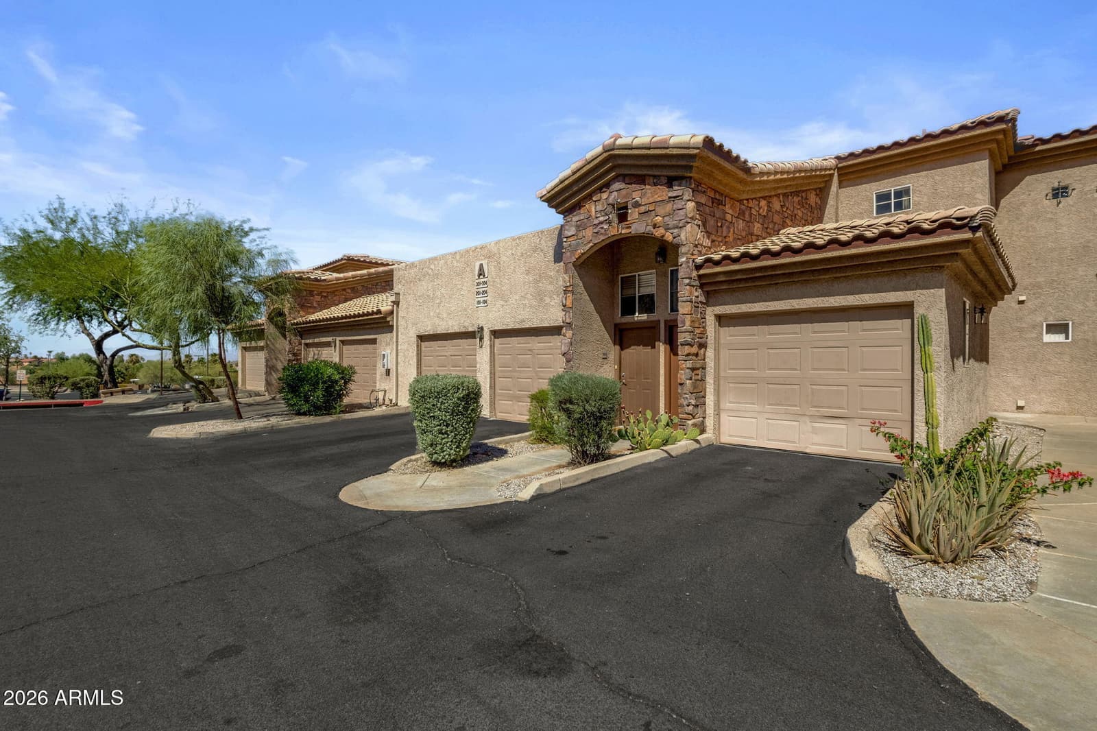 13700 N FOUNTAIN HILLS Boulevard 303, Fountain Hills, AZ 85268 — photo 3 of 31