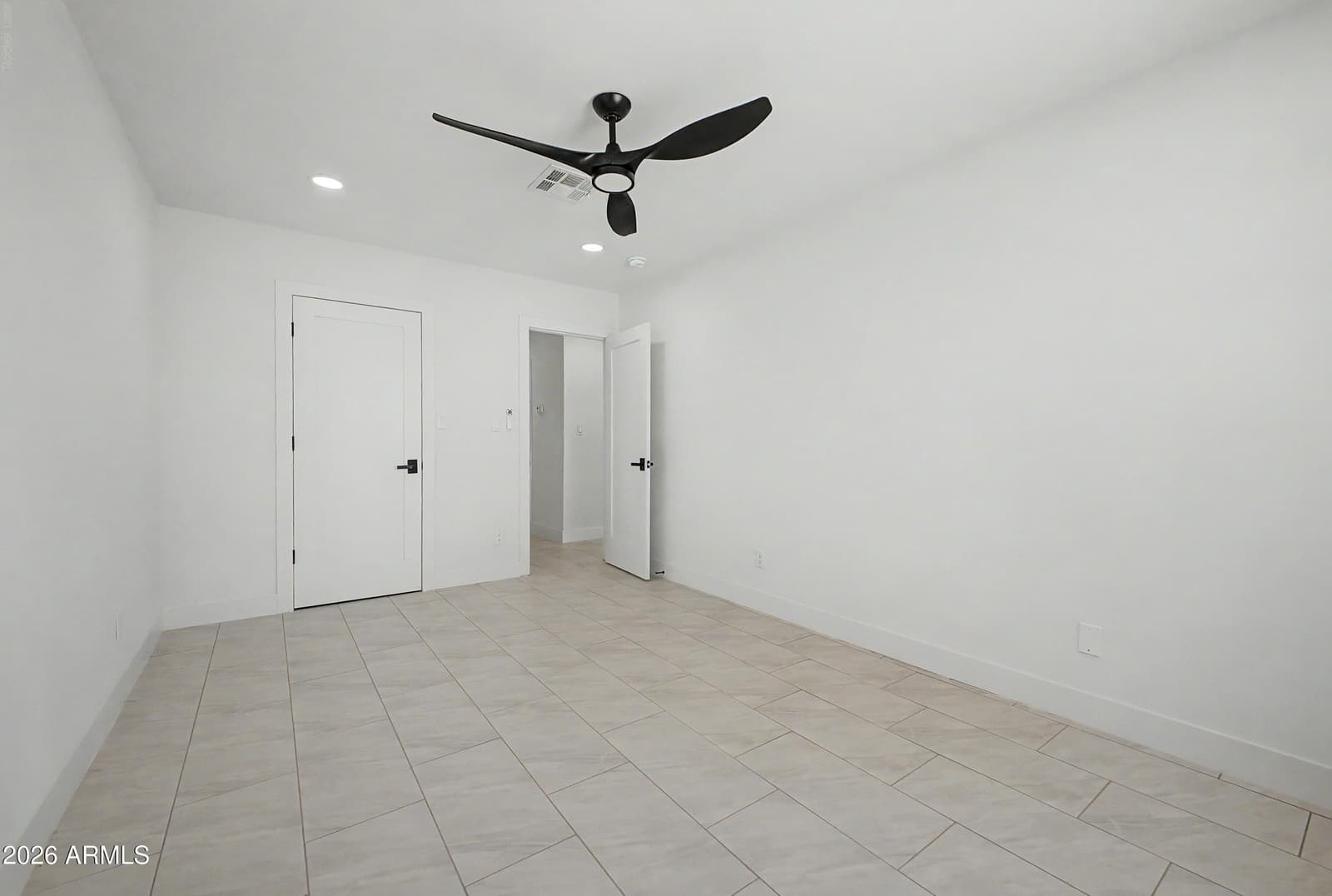 13016 N 1ST Place, Phoenix, AZ 85022 — photo 33 of 42