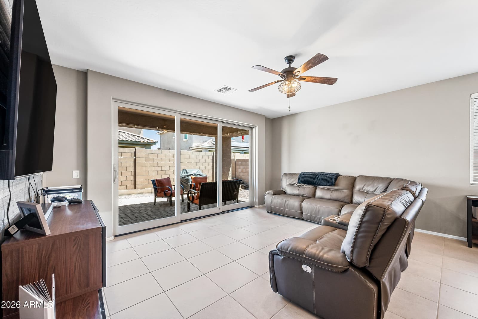 12118 W HIDE Trail, Peoria, AZ 85383 — photo 12 of 42