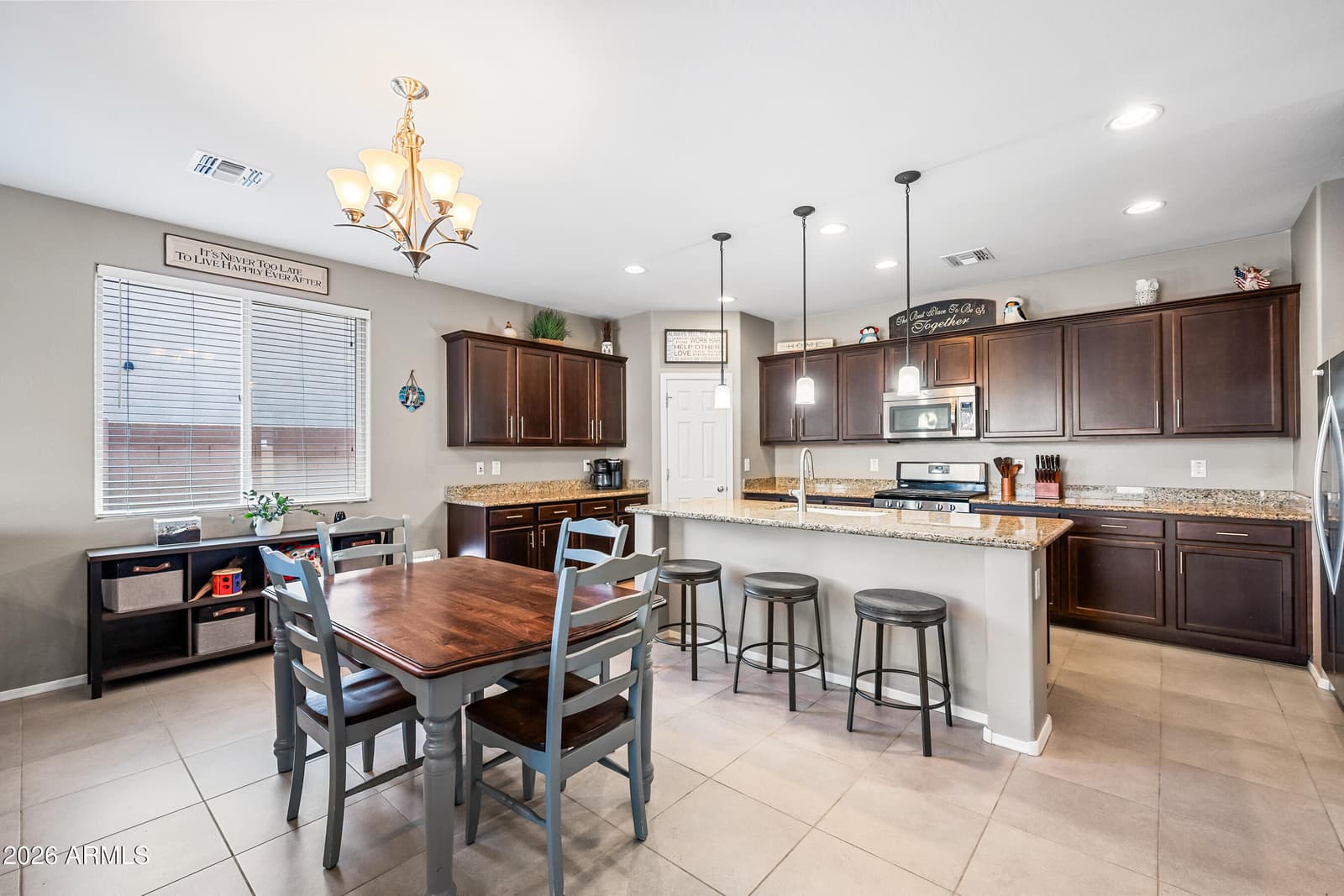 12118 W HIDE Trail, Peoria, AZ 85383 — photo 13 of 42