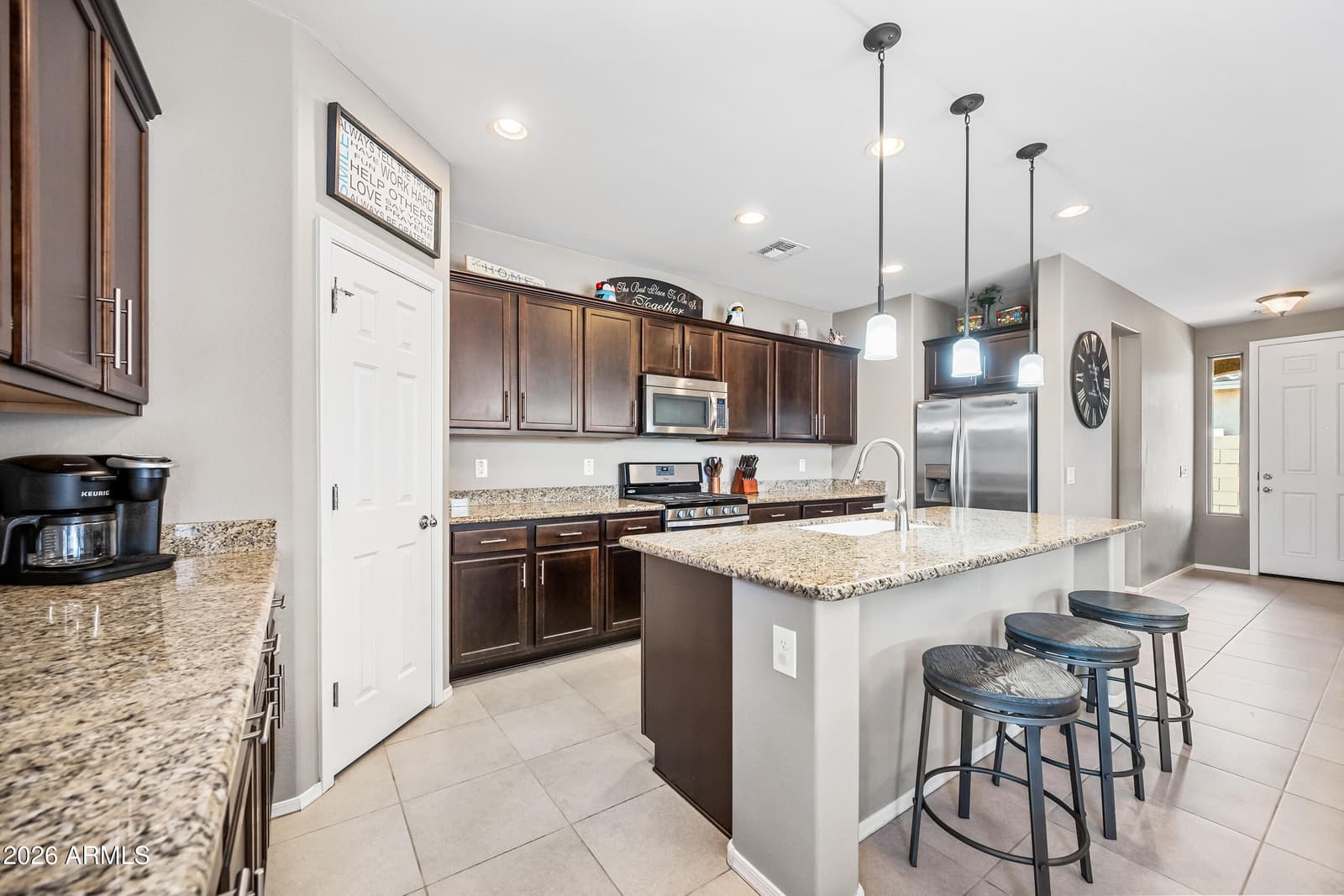 12118 W HIDE Trail, Peoria, AZ 85383 — photo 7 of 42