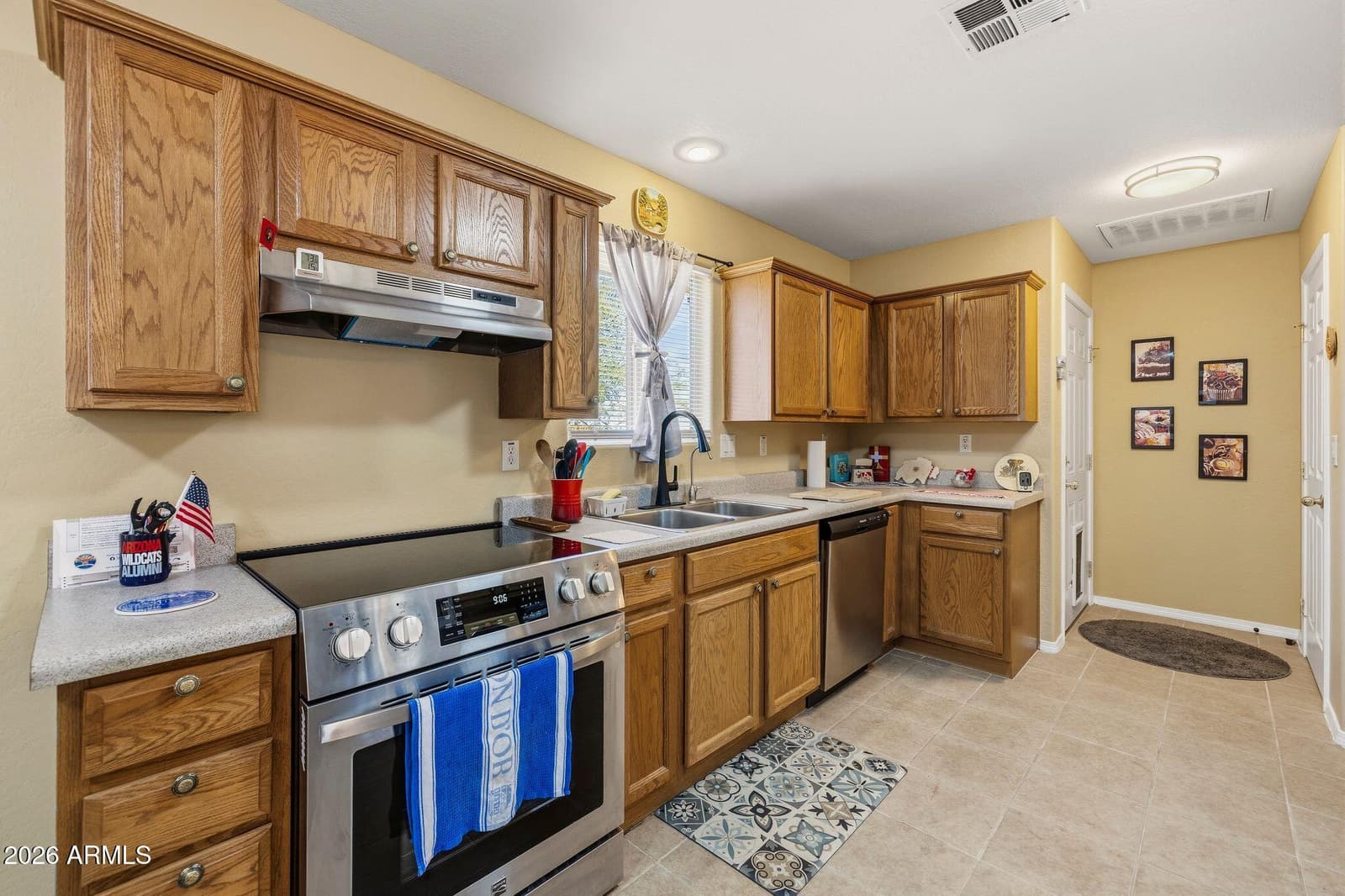 17279 E LAKEVIEW Drive, Mayer, AZ 86333 — photo 8 of 28