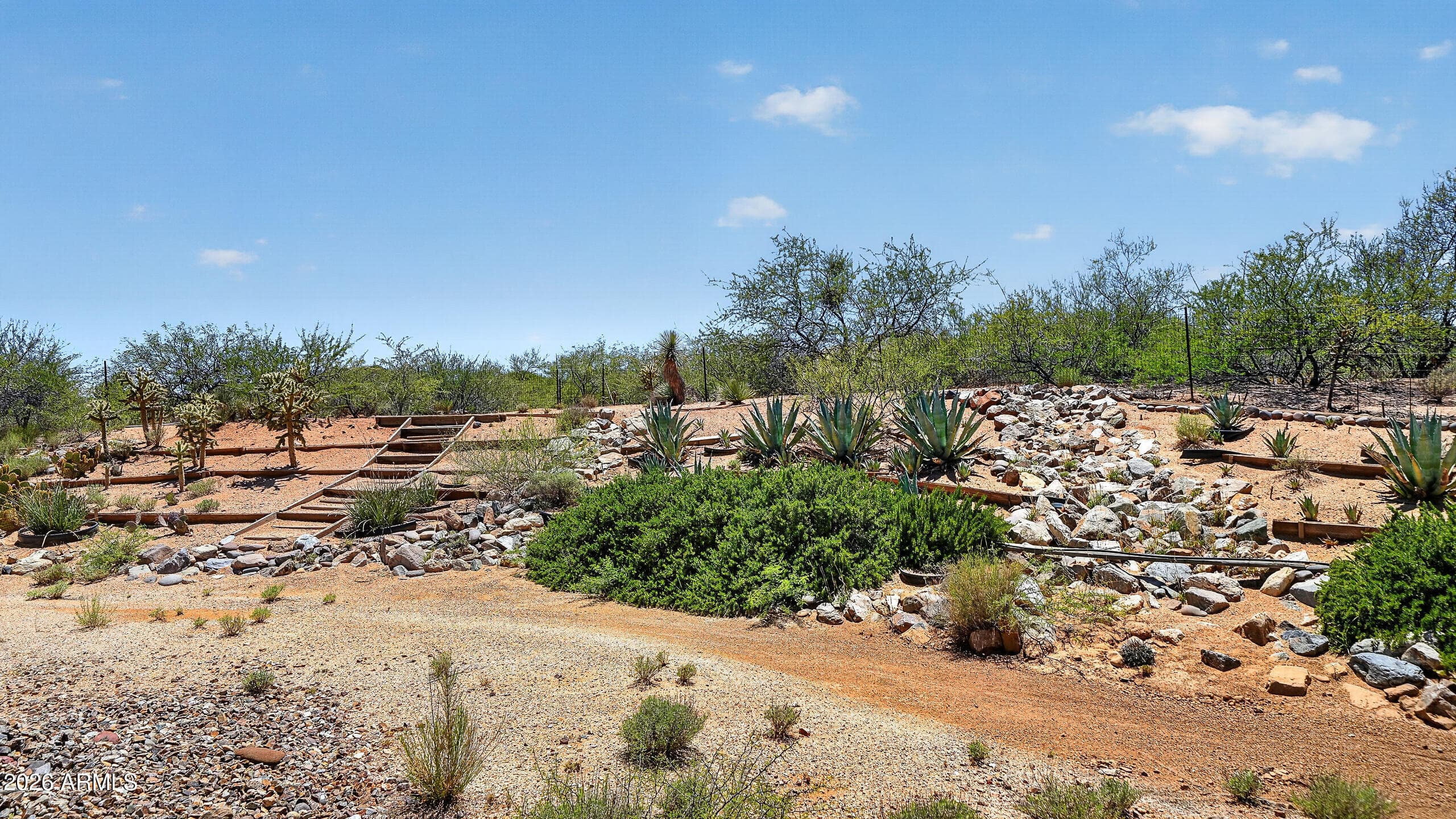 619 W VIA JAVELINA, Benson, AZ 85602 — photo 26 of 38