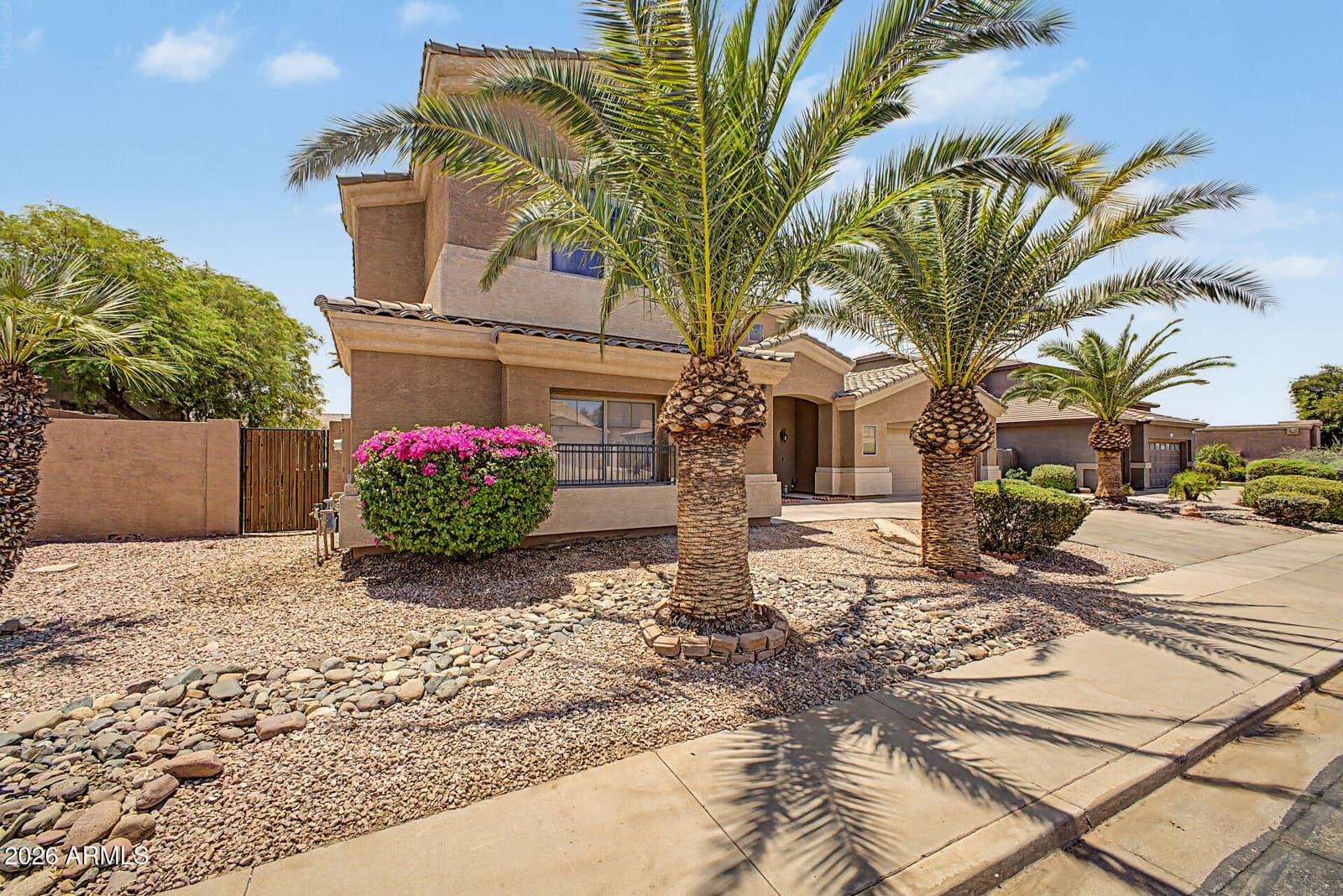 9557 E MESETO Avenue, Mesa, AZ 85209 — photo 3 of 59