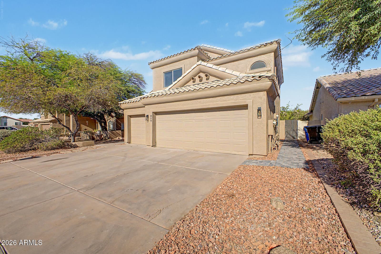 517 S ROCK HARBOR Drive, Gilbert, AZ 85233 — photo 3 of 40