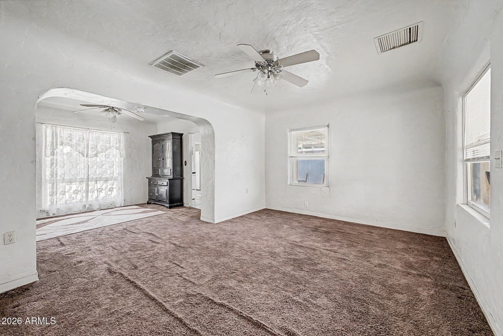 1642 E GLENROSA Avenue, Phoenix, AZ 85016 — photo 4 of 11