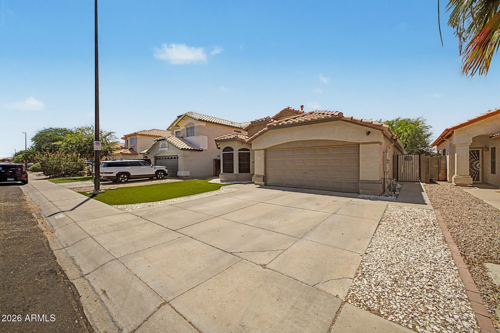 1357 E CENTURY Avenue, Gilbert, AZ 85296 — photo 4 of 33