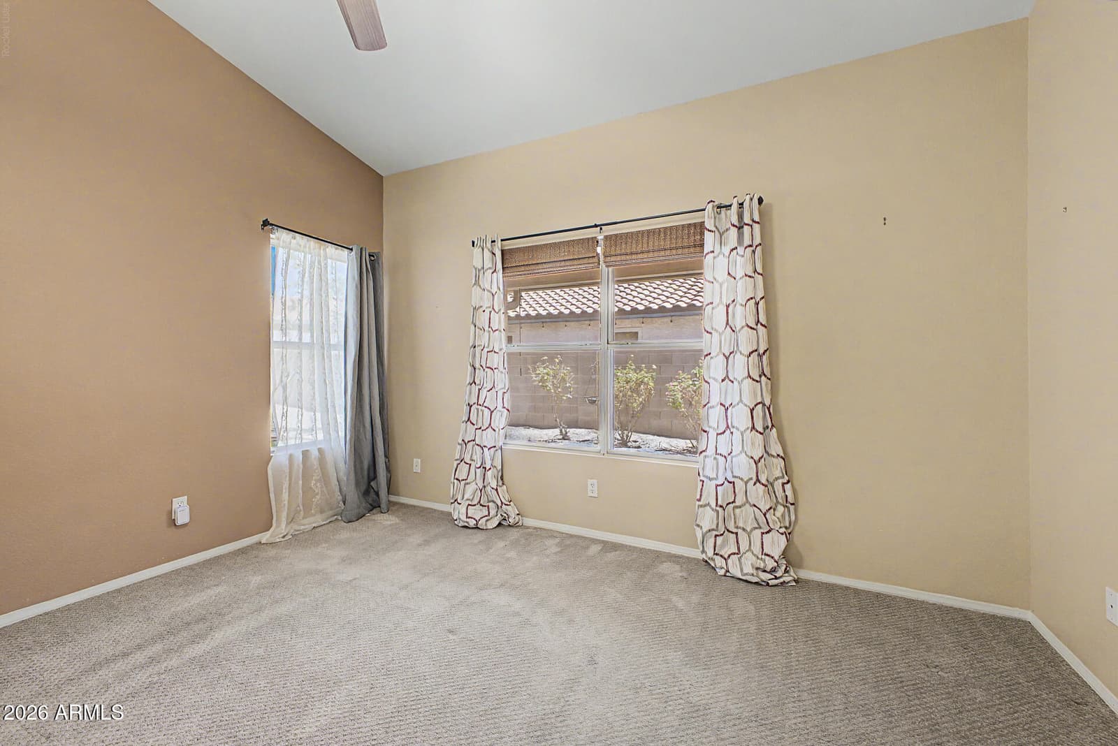 7518 W KERRY Lane, Glendale, AZ 85308 — photo 12 of 38