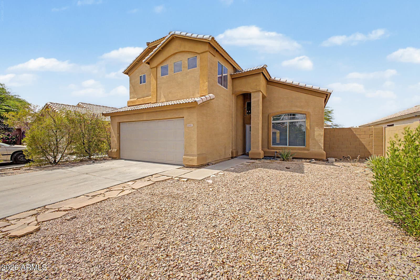 8002 W PRESTON Lane, Phoenix, AZ 85043 — photo 4 of 50