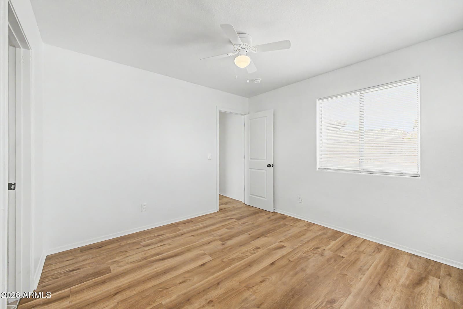 8002 W PRESTON Lane, Phoenix, AZ 85043 — photo 30 of 50