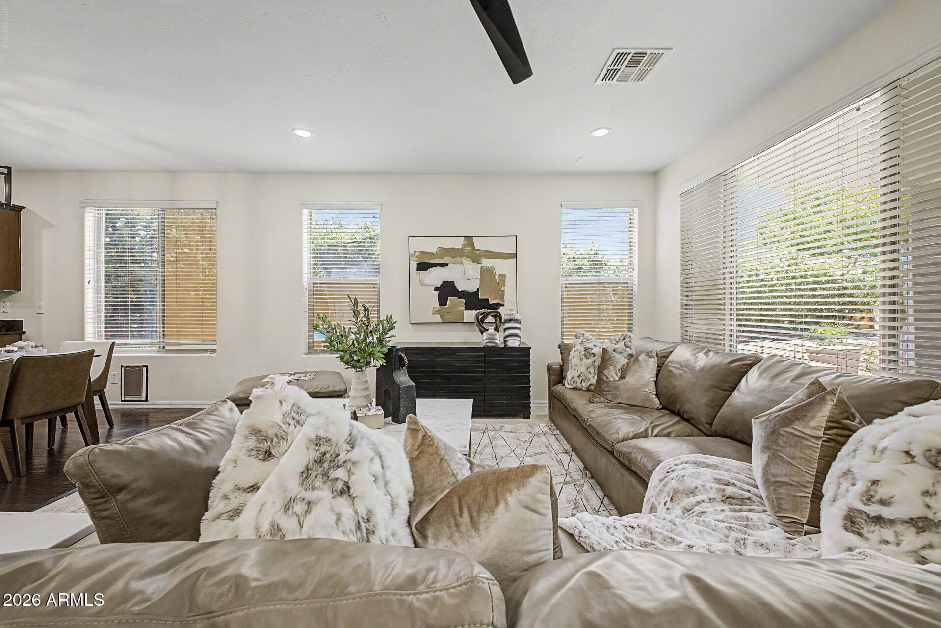 27322 N 53RD Drive, Phoenix, AZ 85083 — photo 10 of 63