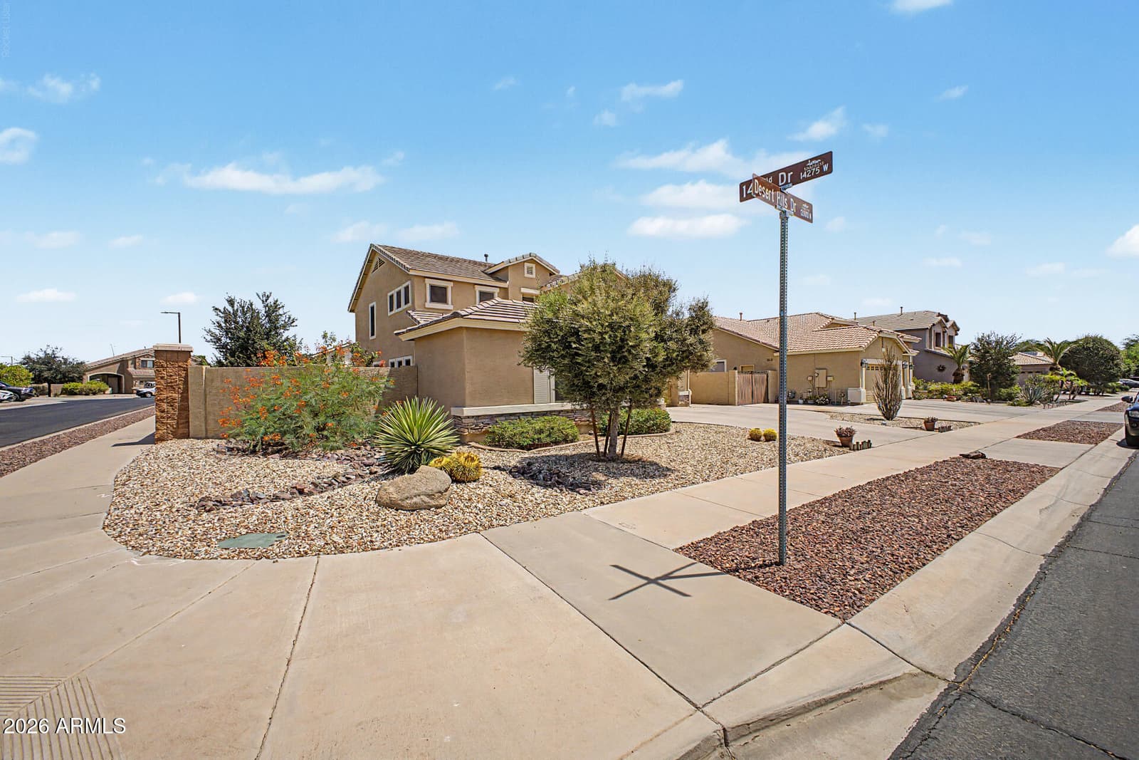 14276 W DESERT HILLS Drive, Surprise, AZ 85379 — photo 4 of 26
