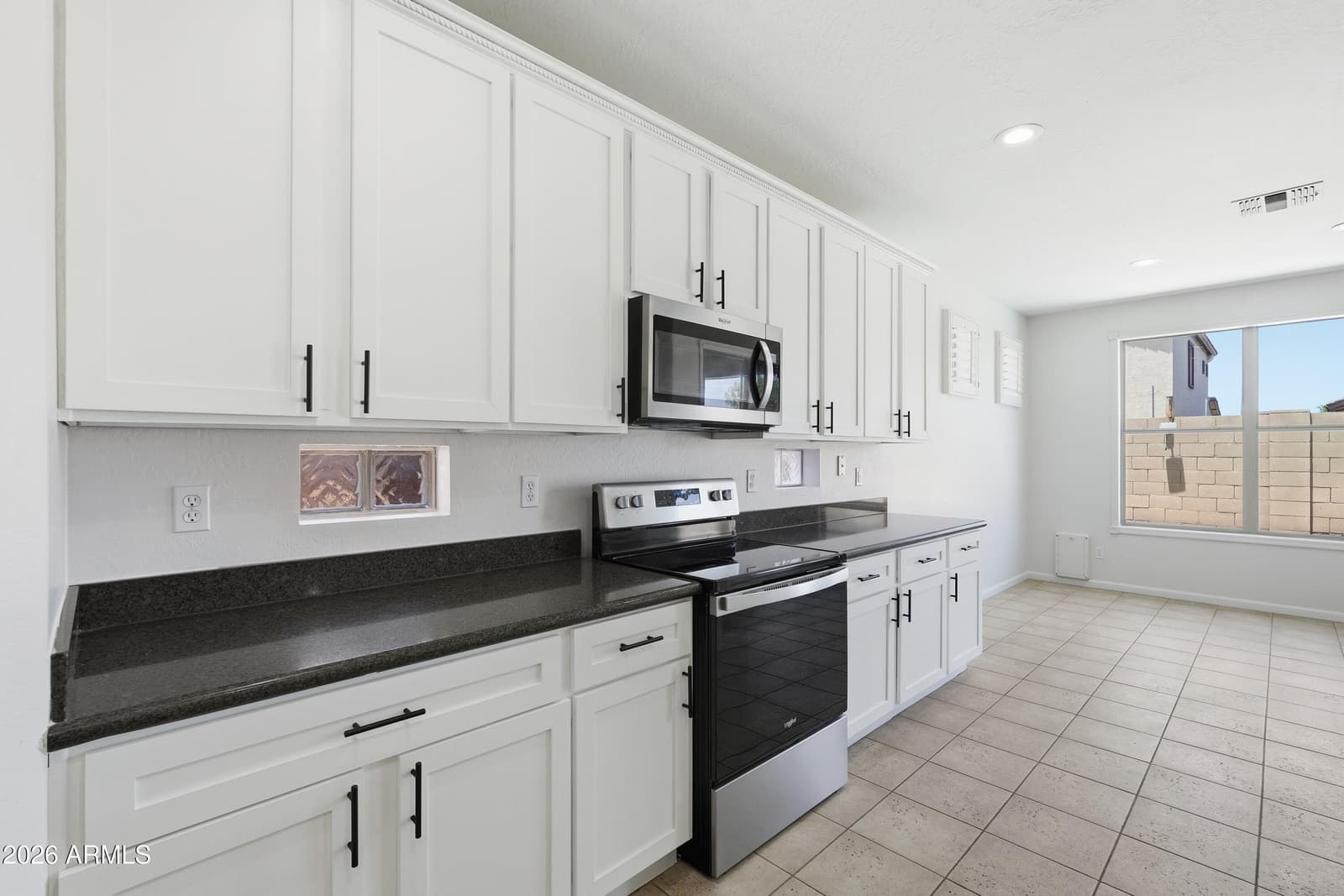13804 W BANFF Lane, Surprise, AZ 85379 — photo 6 of 21
