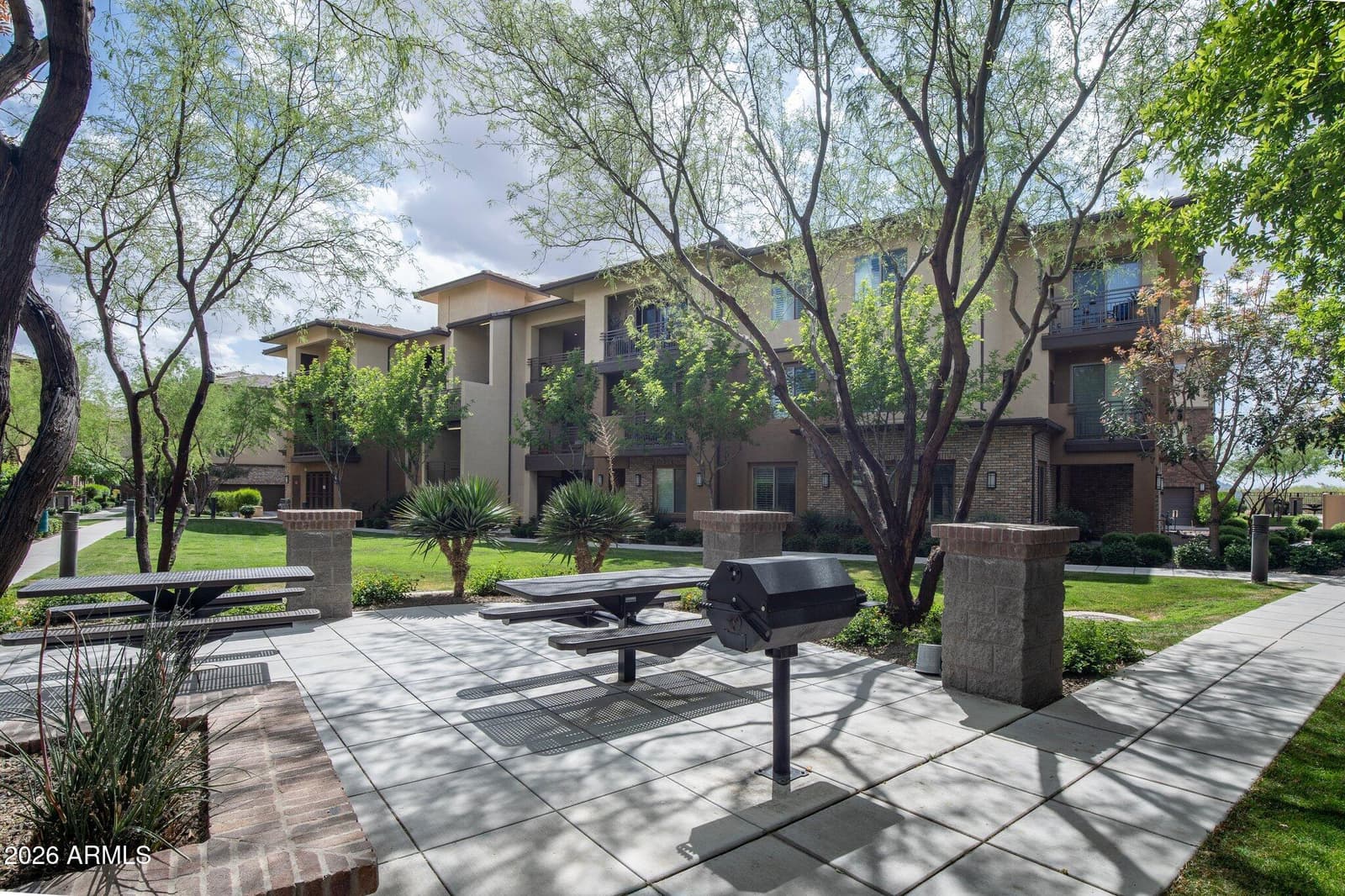 17850 N 68TH Street 2129, Phoenix, AZ 85054 — photo 16 of 54