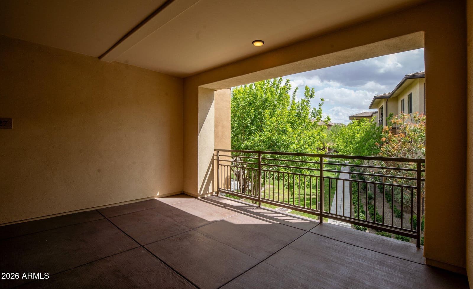 17850 N 68TH Street 2129, Phoenix, AZ 85054 — photo 20 of 54