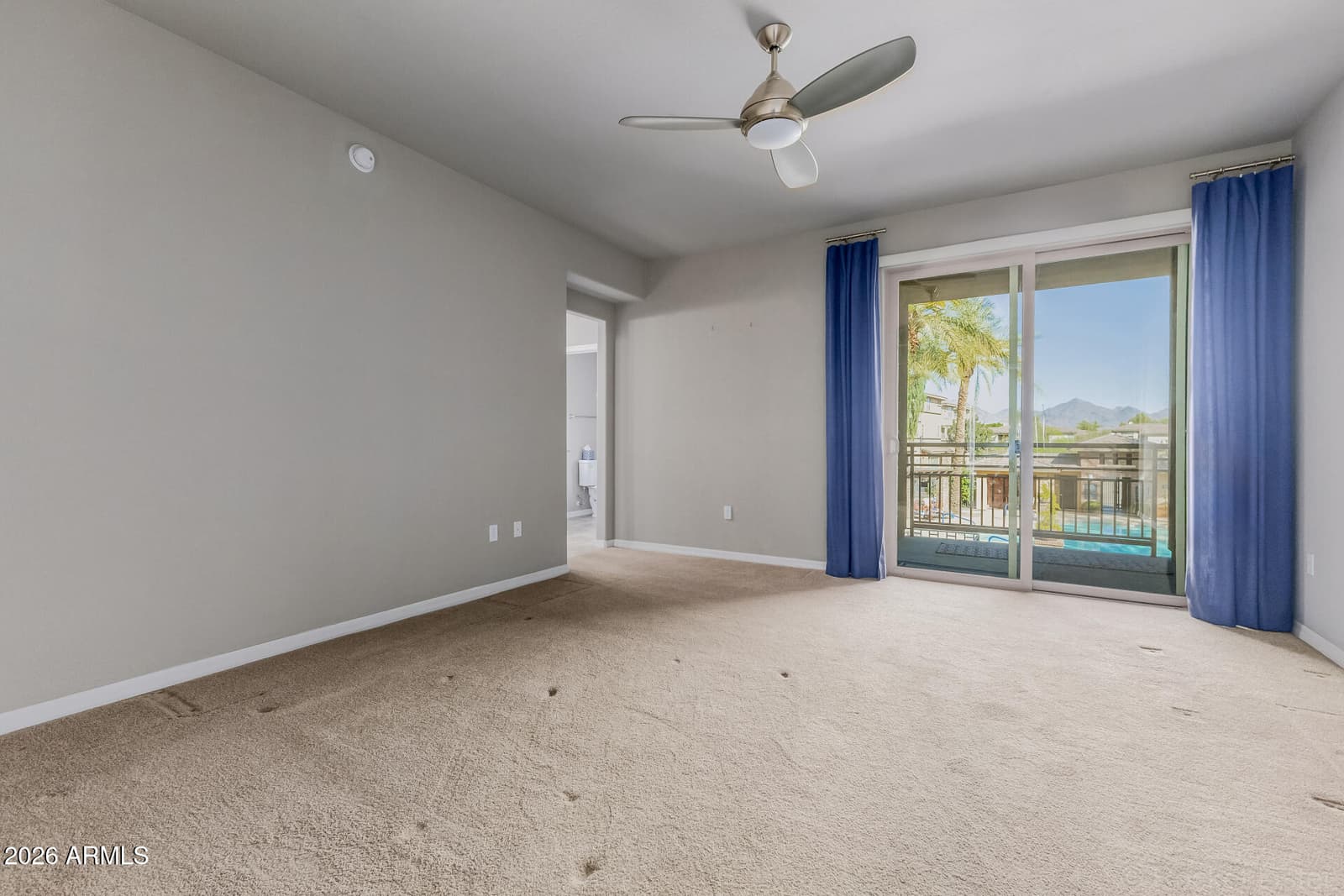 17850 N 68TH Street 2129, Phoenix, AZ 85054 — photo 32 of 54