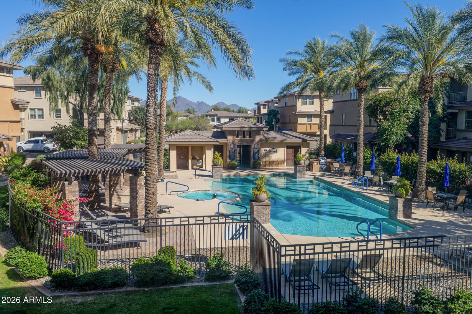 17850 N 68TH Street 2129, Phoenix, AZ 85054 — photo 39 of 54
