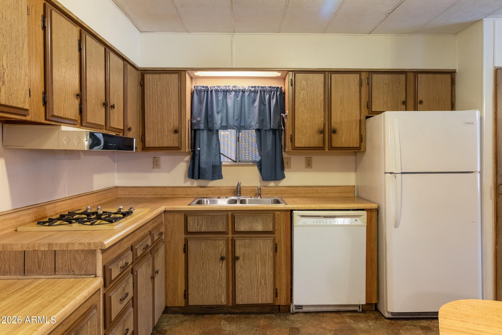 2727 E UNIVERSITY Drive 39, Tempe, AZ 85288 — photo 9 of 63