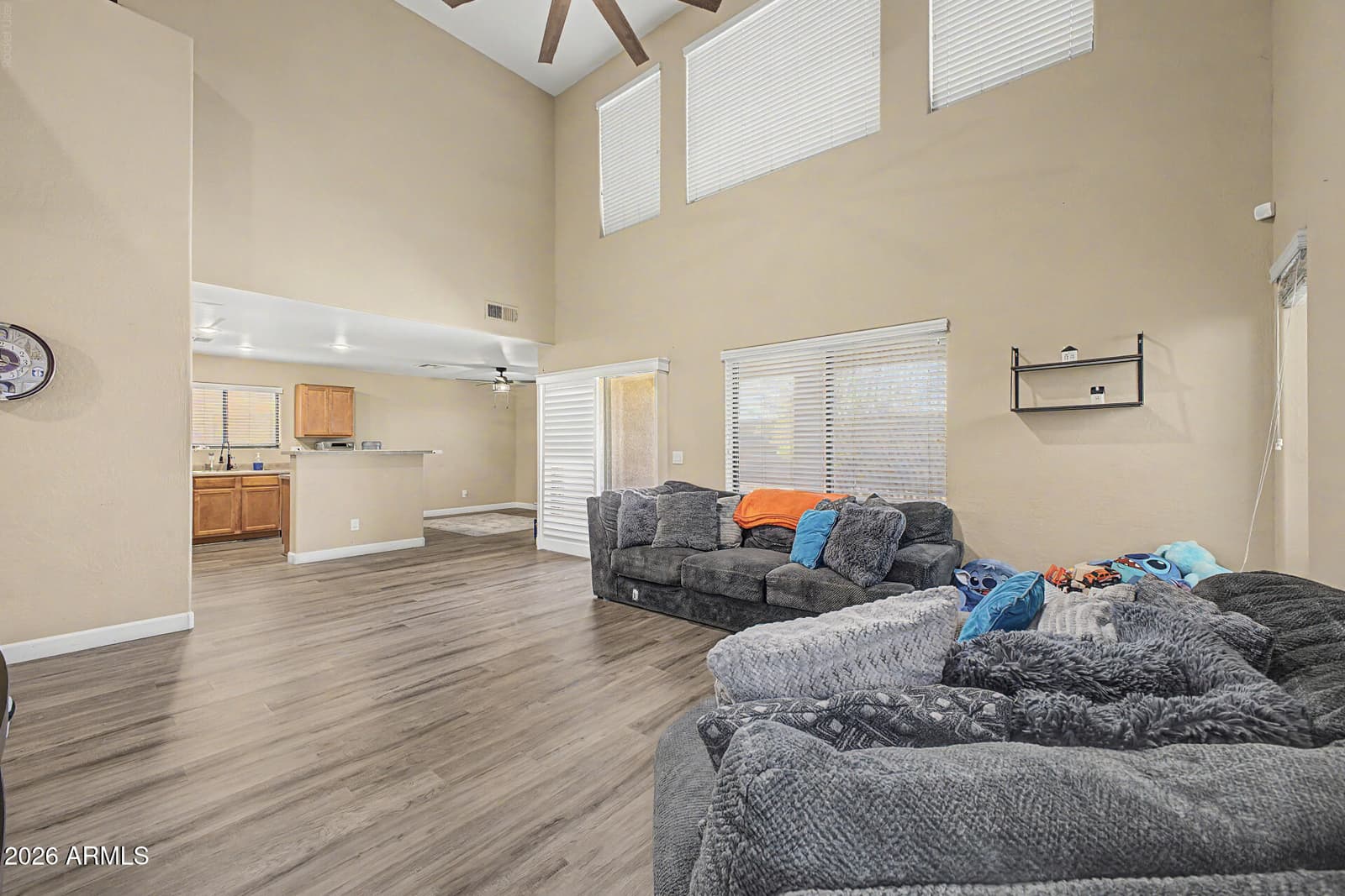 2325 E Greenlee Avenue, Apache Junction, AZ 85119 — photo 5 of 47