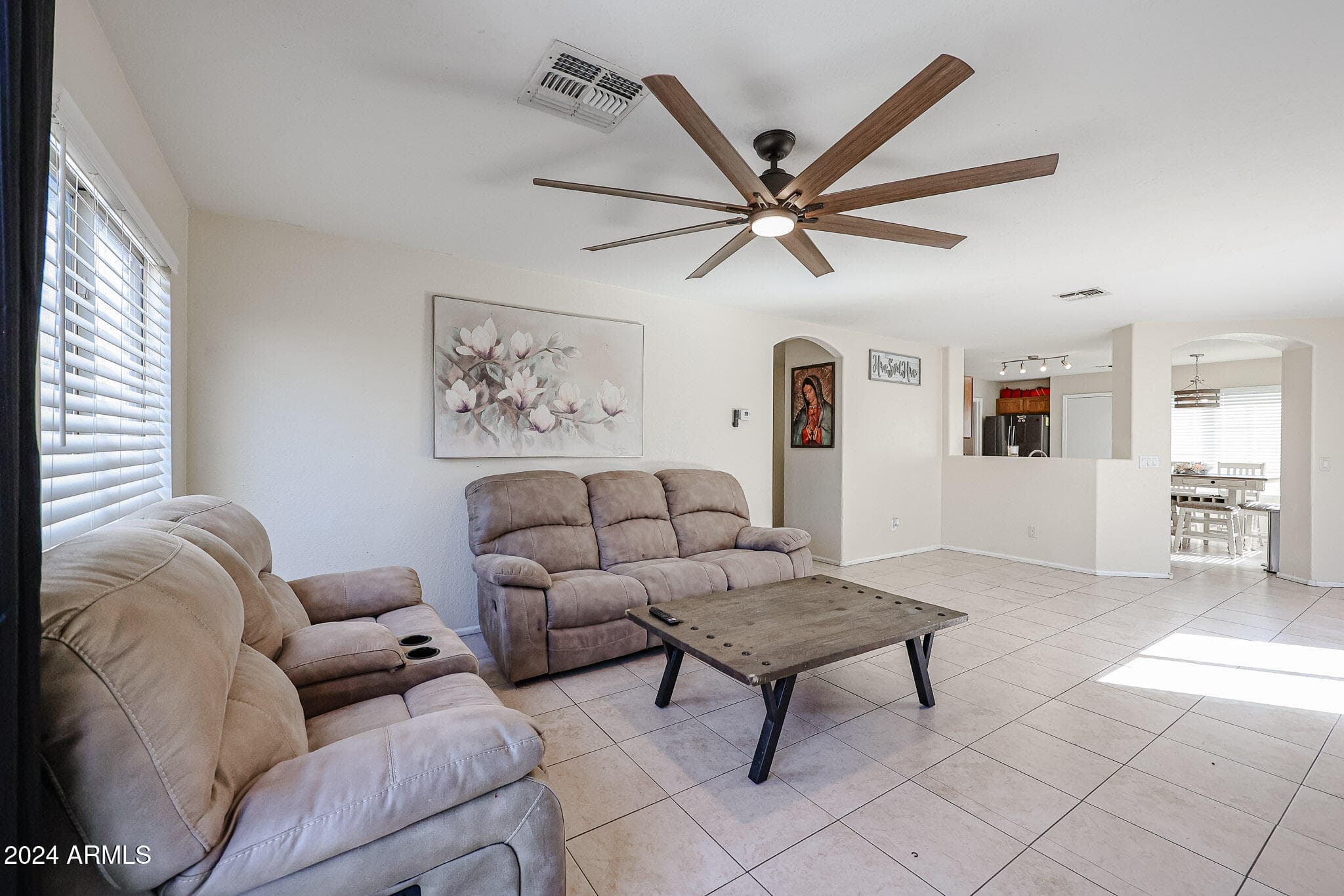 1098 E NARDINI Street, San Tan Valley, AZ 85140 — photo 11 of 32